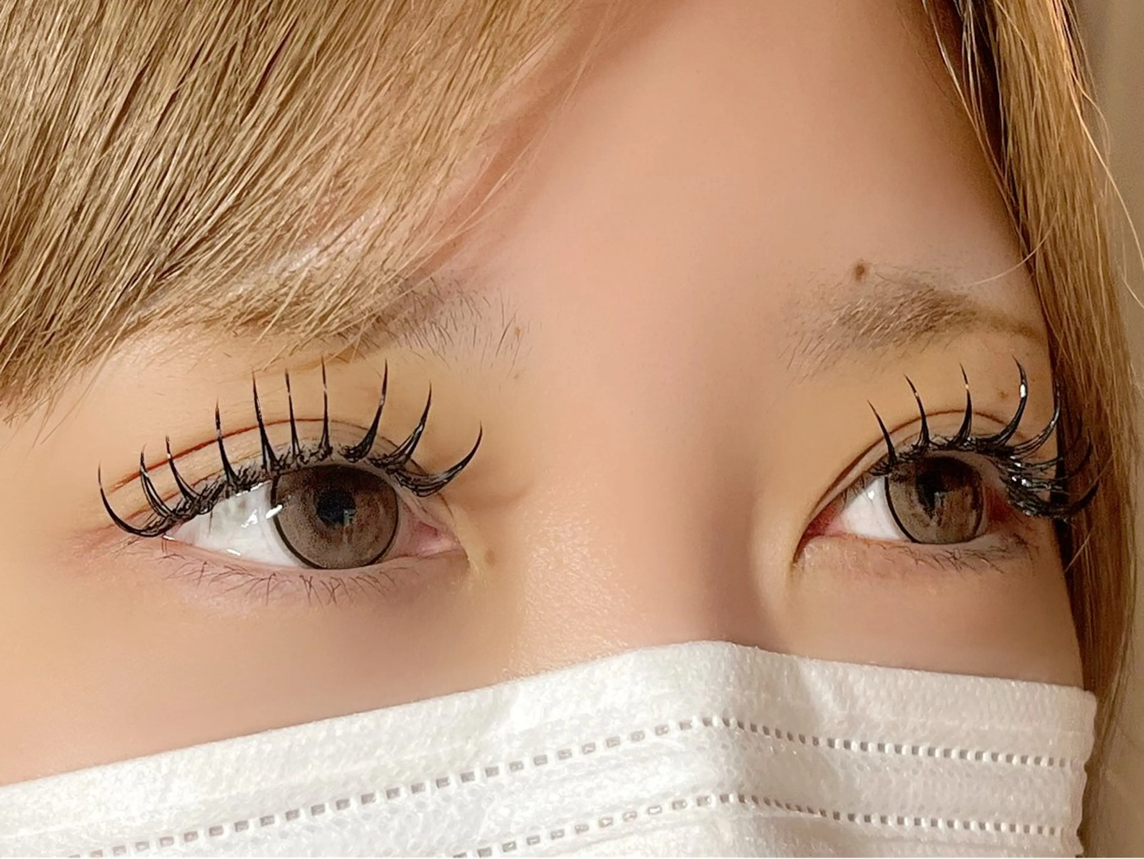 マツエク・マツパ フラットラッシュ マツエク Regene HIROKAWAの眉毛・アイブロウイメージ