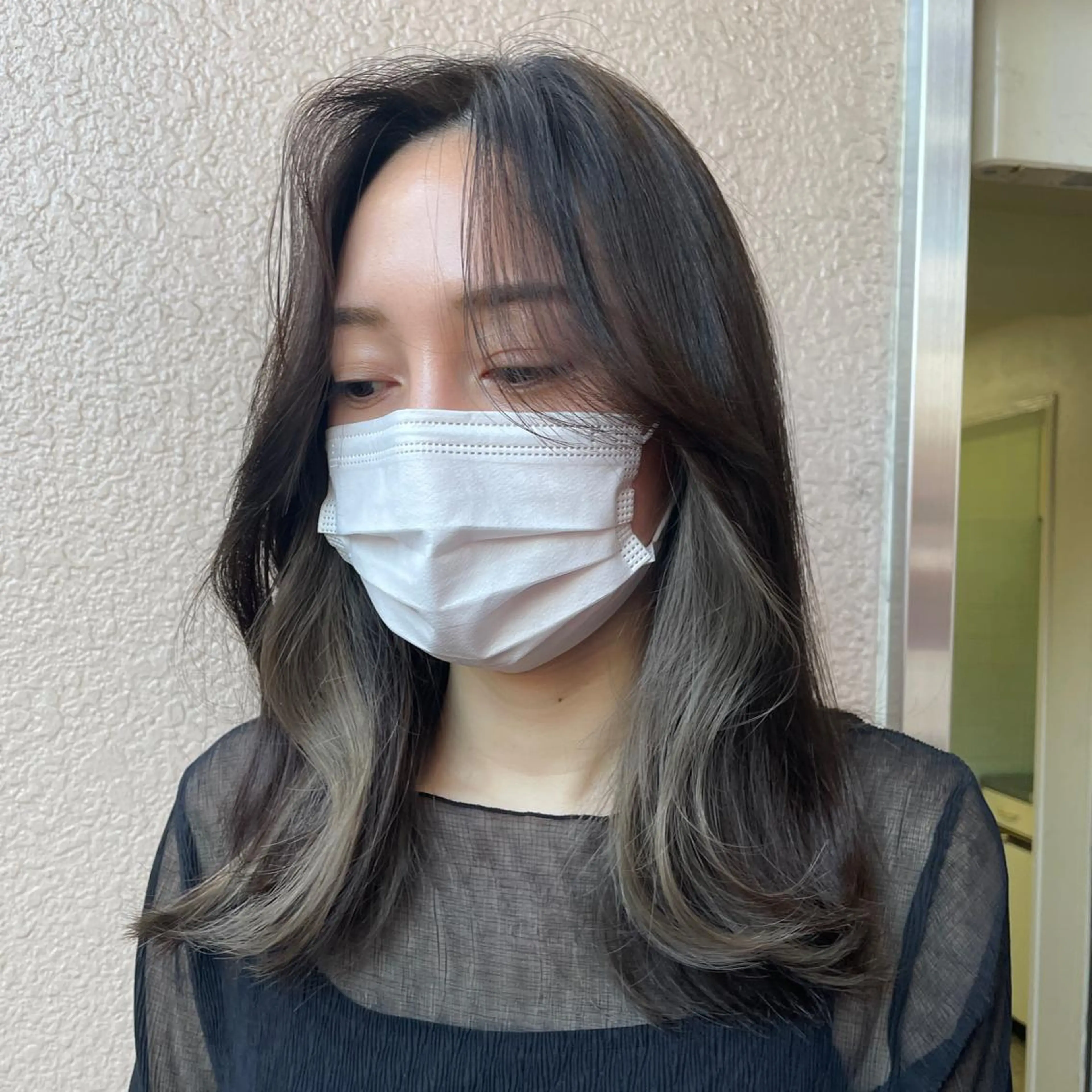 セミロング カラー SALOWIN 新宿三丁目EAST所属・韓国レイヤー🇰🇷 layercut✂️のヘアスタイル