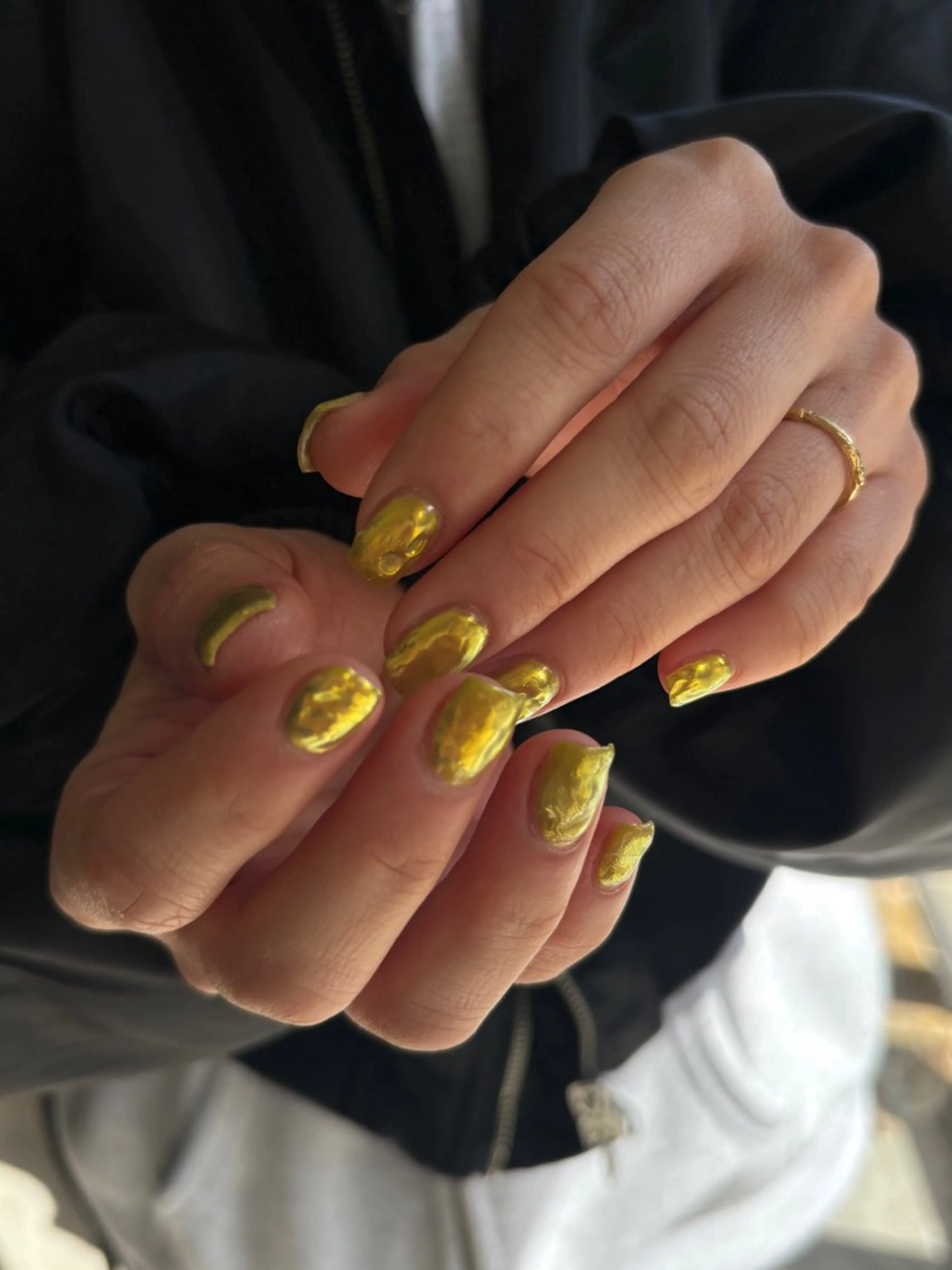 ネイル ミラーネイル hinako /個性派ニュアンスのネイルデザイン