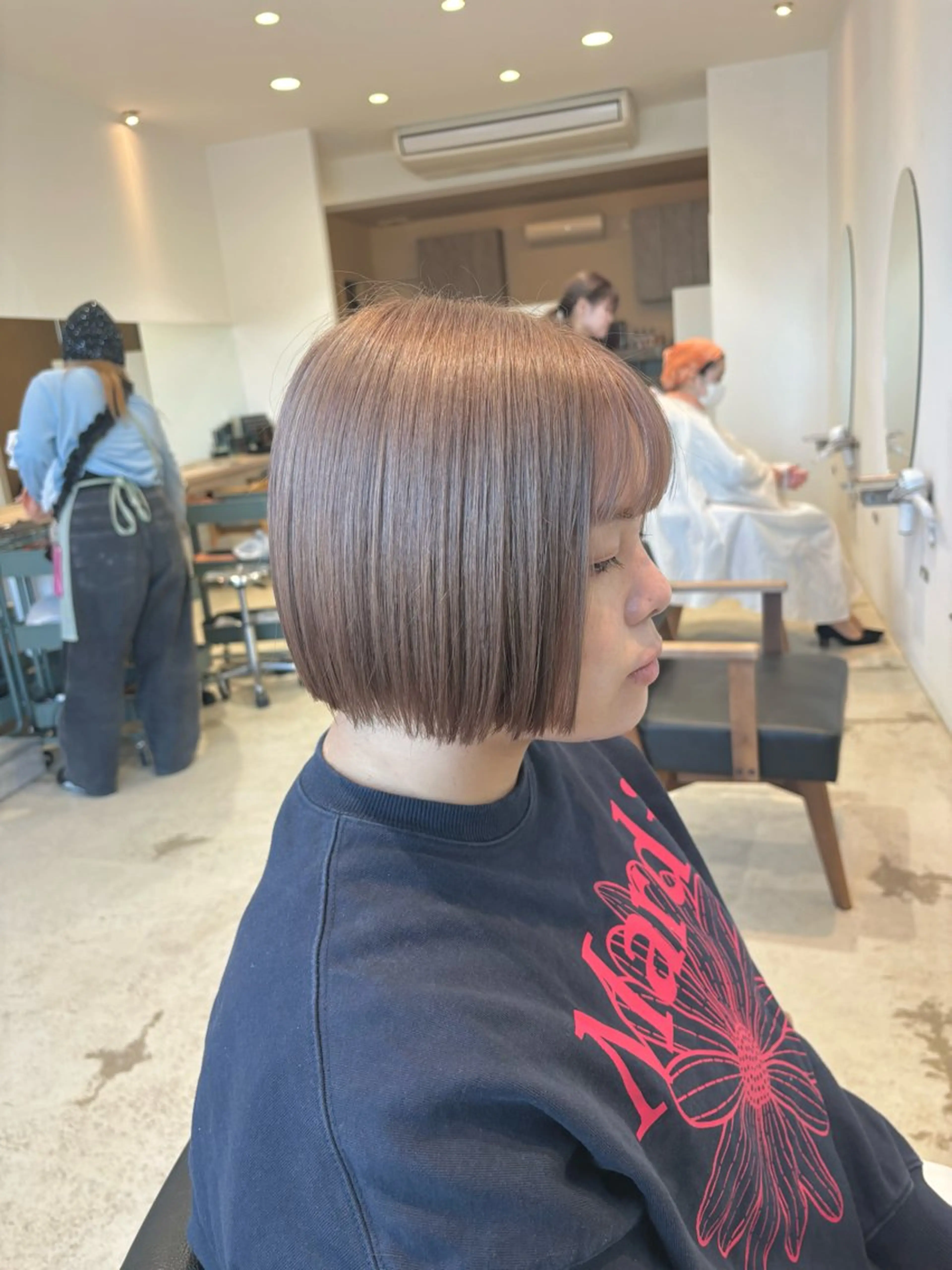 ブリーチ+透明感カラー＋トリートメント🌼　(ロング料金あり+1,100円​〜​)の写真