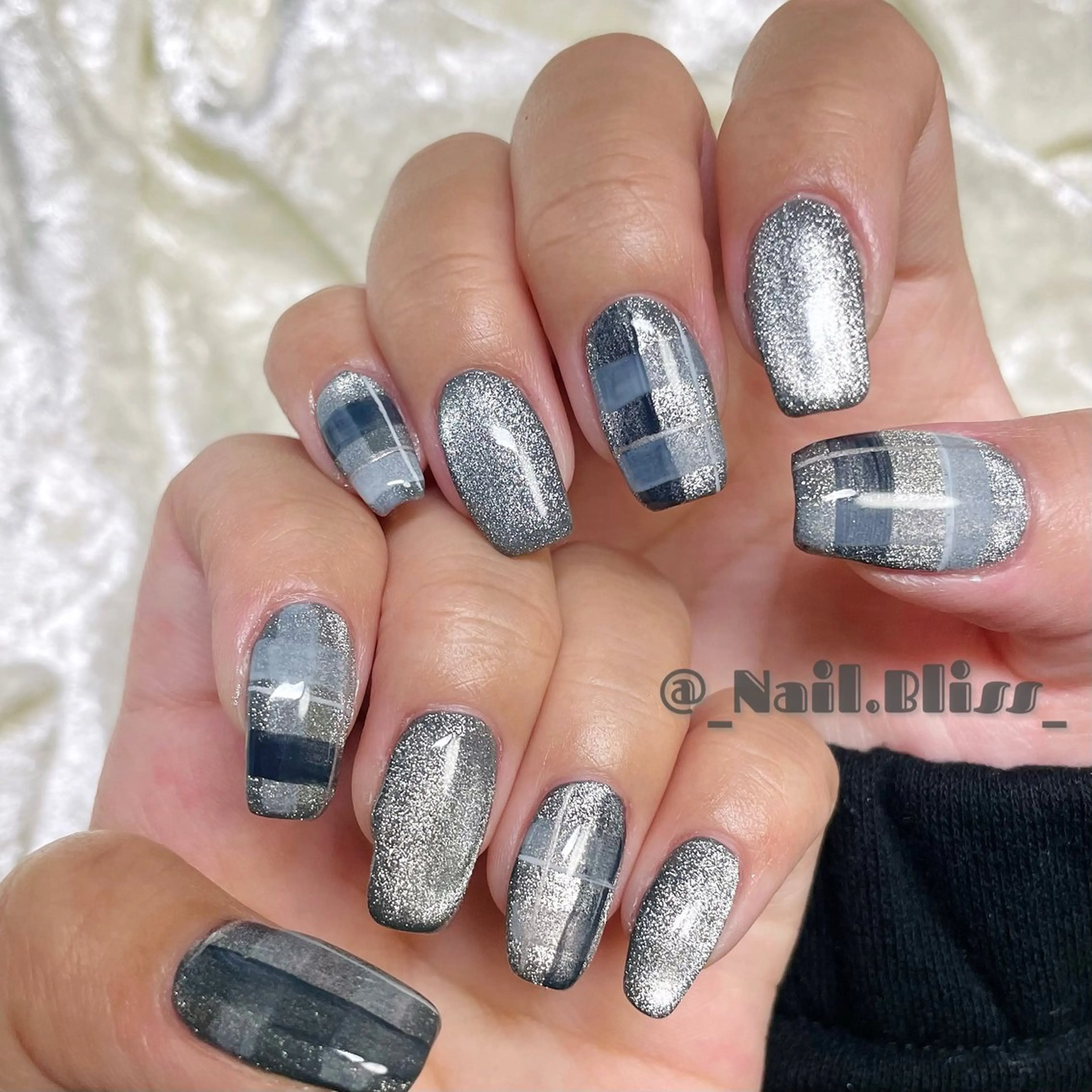 ネイル マグネットネイル 持ち込み ハンドネイル NAIL BLISSのネイルデザイン