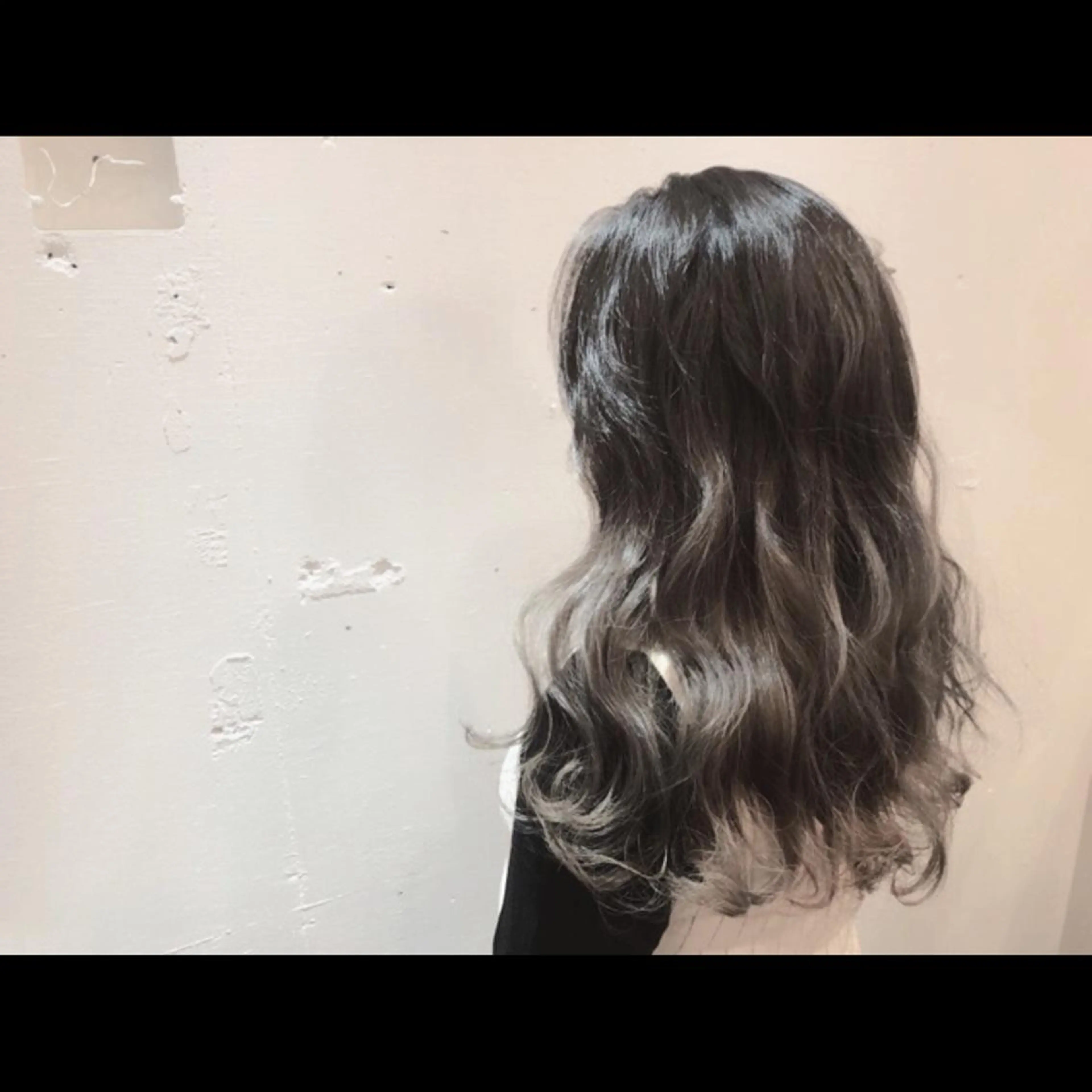 セミロング カラー パーマ ヘアアレンジ メンズ ヘアカラー moku所属・【mokuオーナー】 ちはるのヘアスタイル