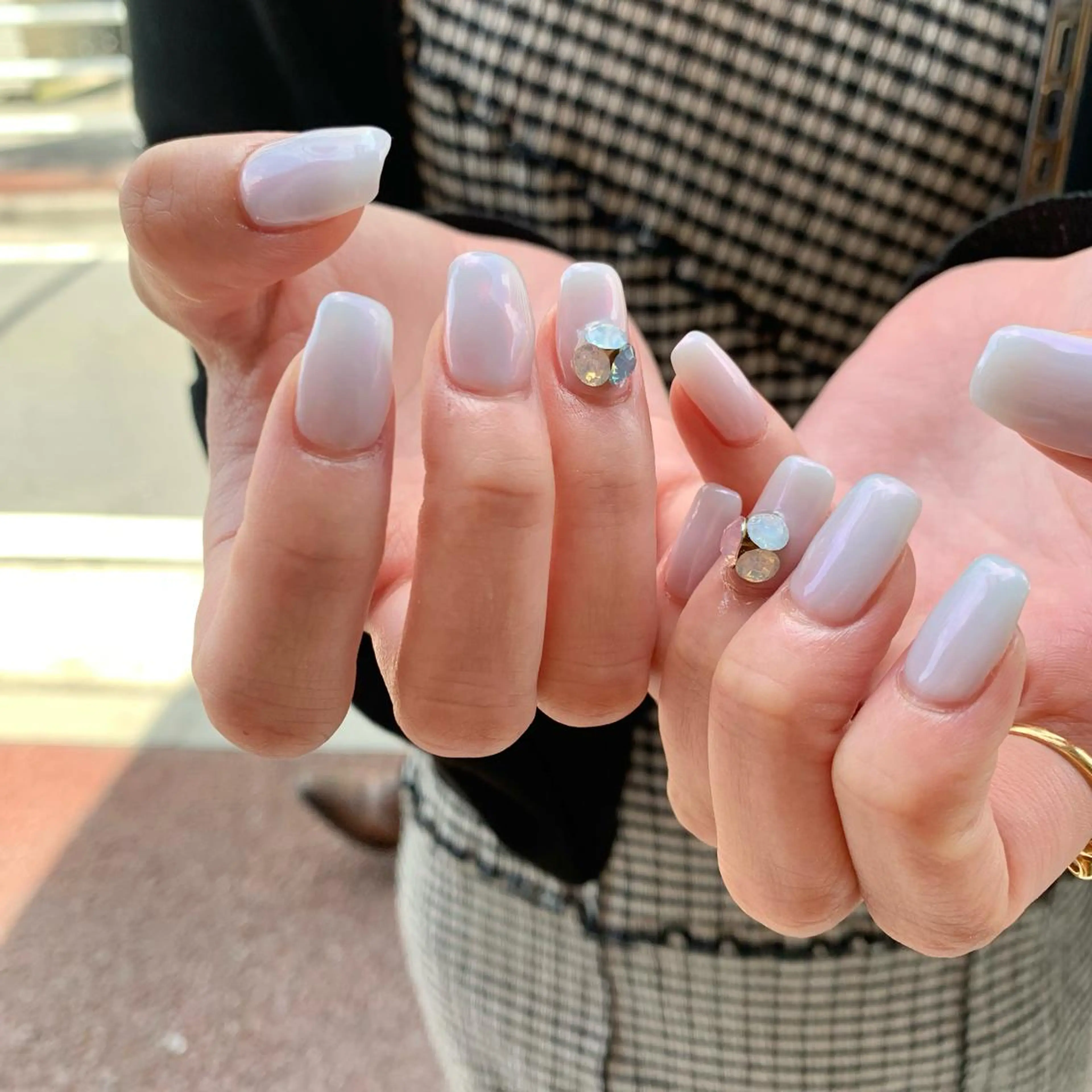 ネイル オーロラネイル 鈴木 まゆのネイルデザイン