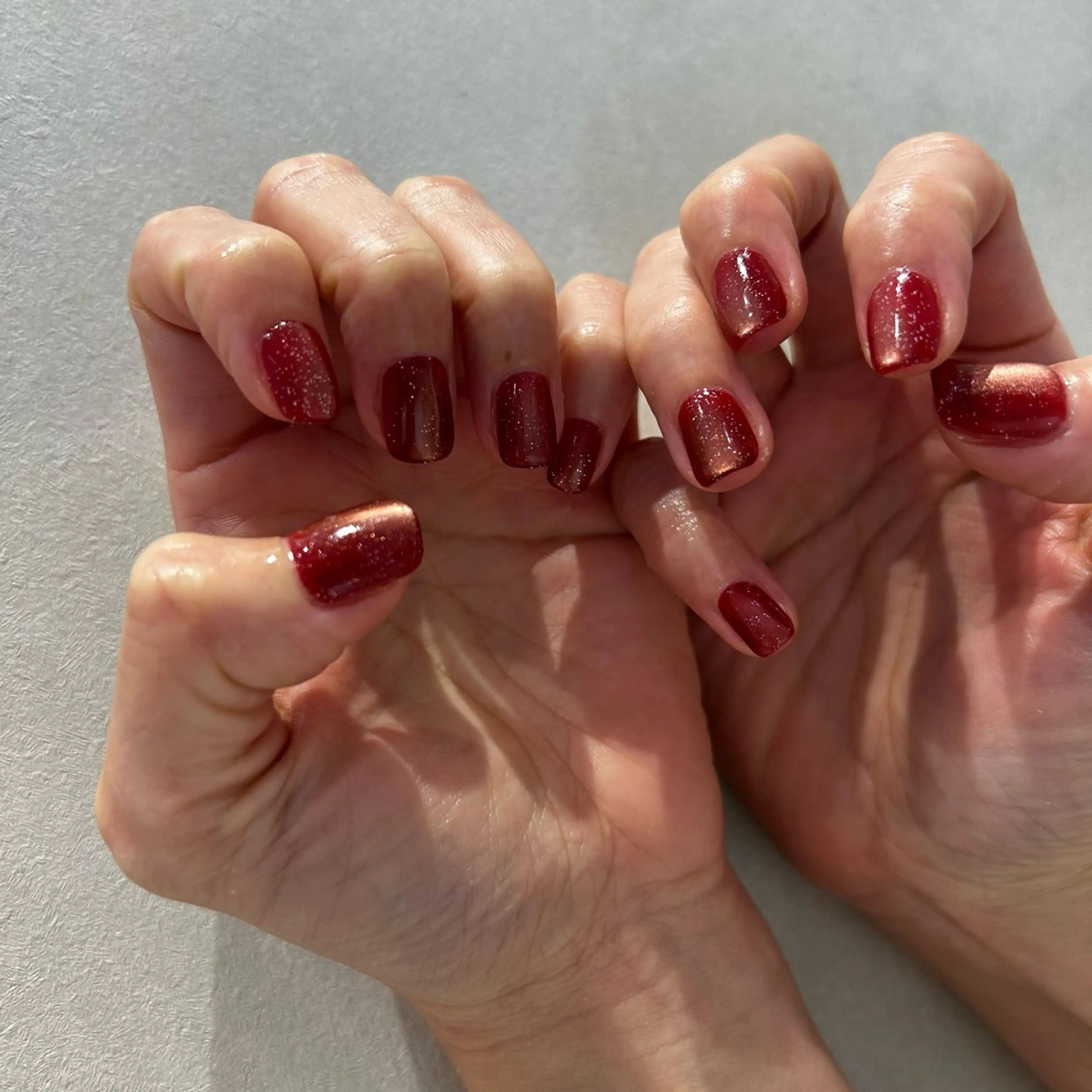 ネイル フラッシュネイル マグネットネイル ニュアンスネイル ハンドネイル nail&care salon soa所属・soa/美容液ケアで 自爪を育てるネイルのネイルデザイン