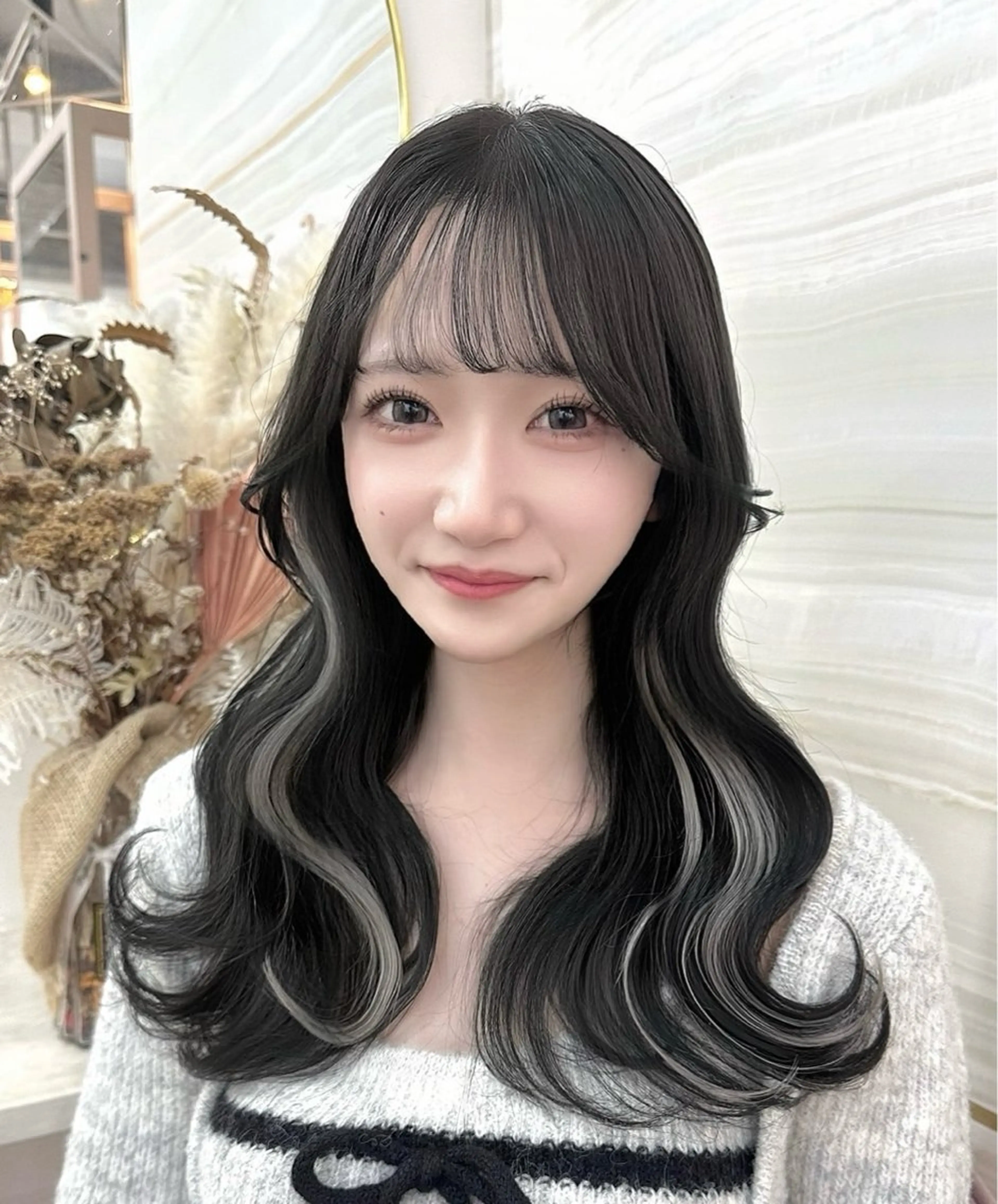 ロング カラー 🩶mana🩶艶髪 /カラーオンカラーのヘアスタイル