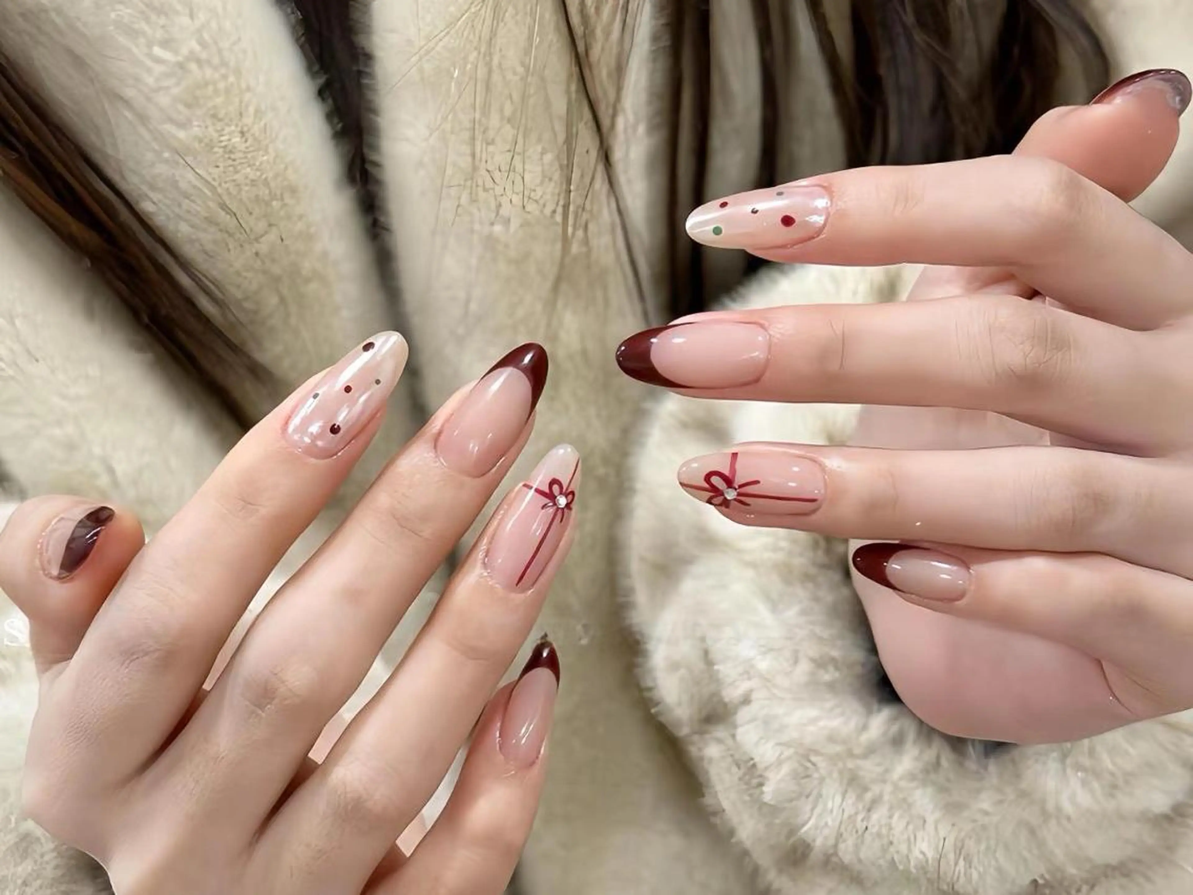 ネイル オーロラネイル 長さ出し フレンチネイル ガーリー キラキラネイル ハンドネイル Lucky nail salonのネイルデザイン