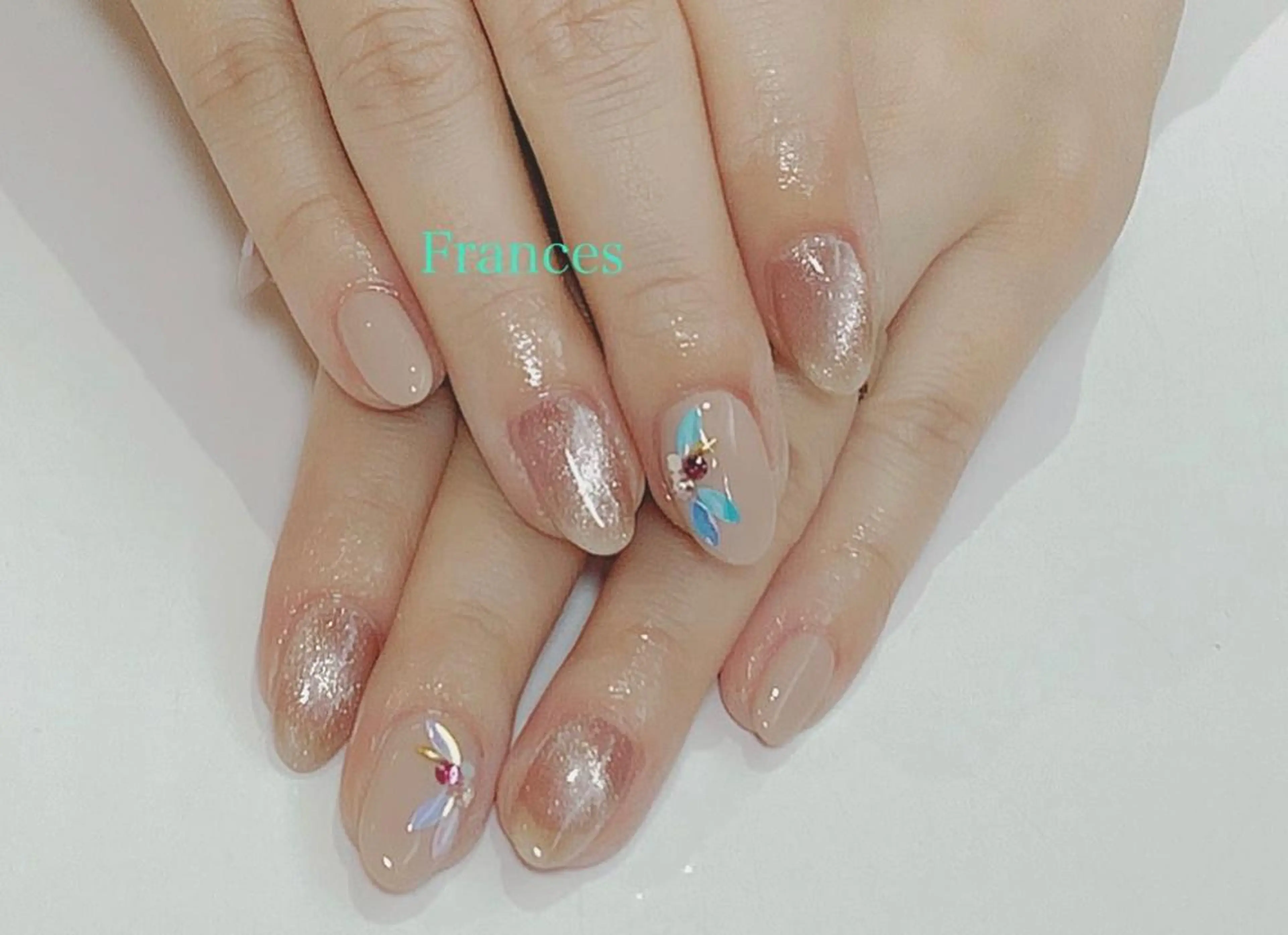 ネイル マグネットネイル ハンドネイル Frances 今村のネイルデザイン