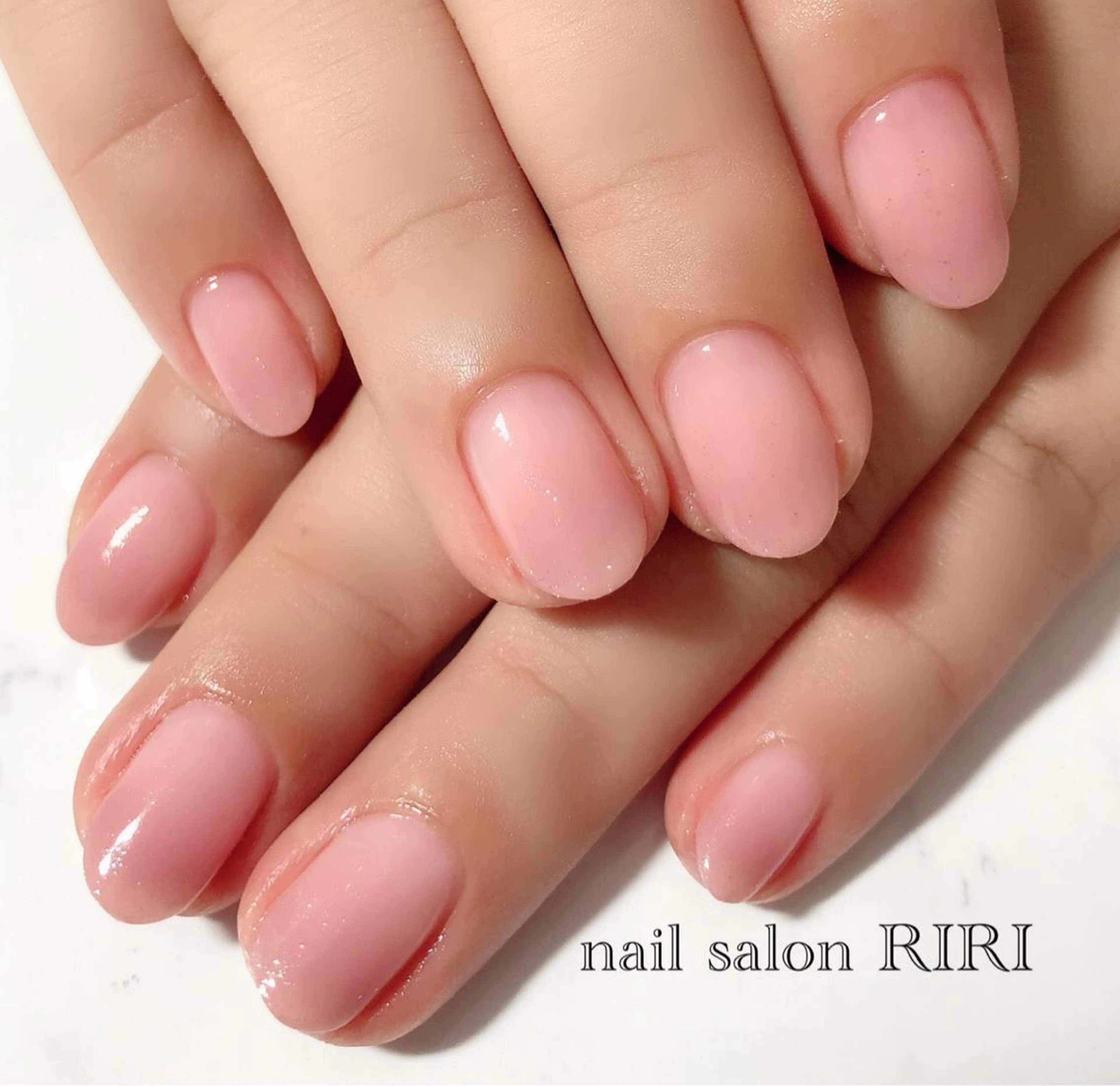 ネイル グラデーション private  nail  salon RIRI所属・RIRI リリのネイルデザイン