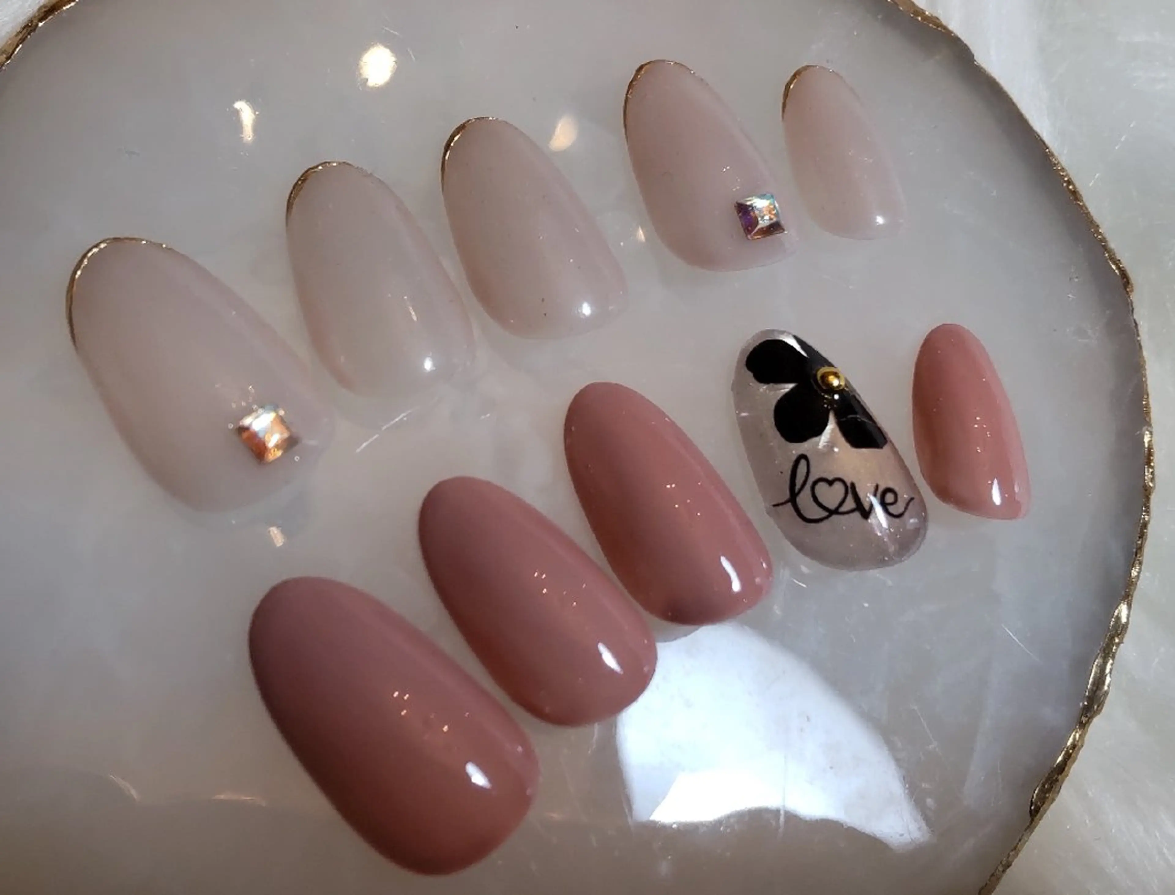 ネイル Éva nail salon所属・Éva nail MARIのネイルデザイン