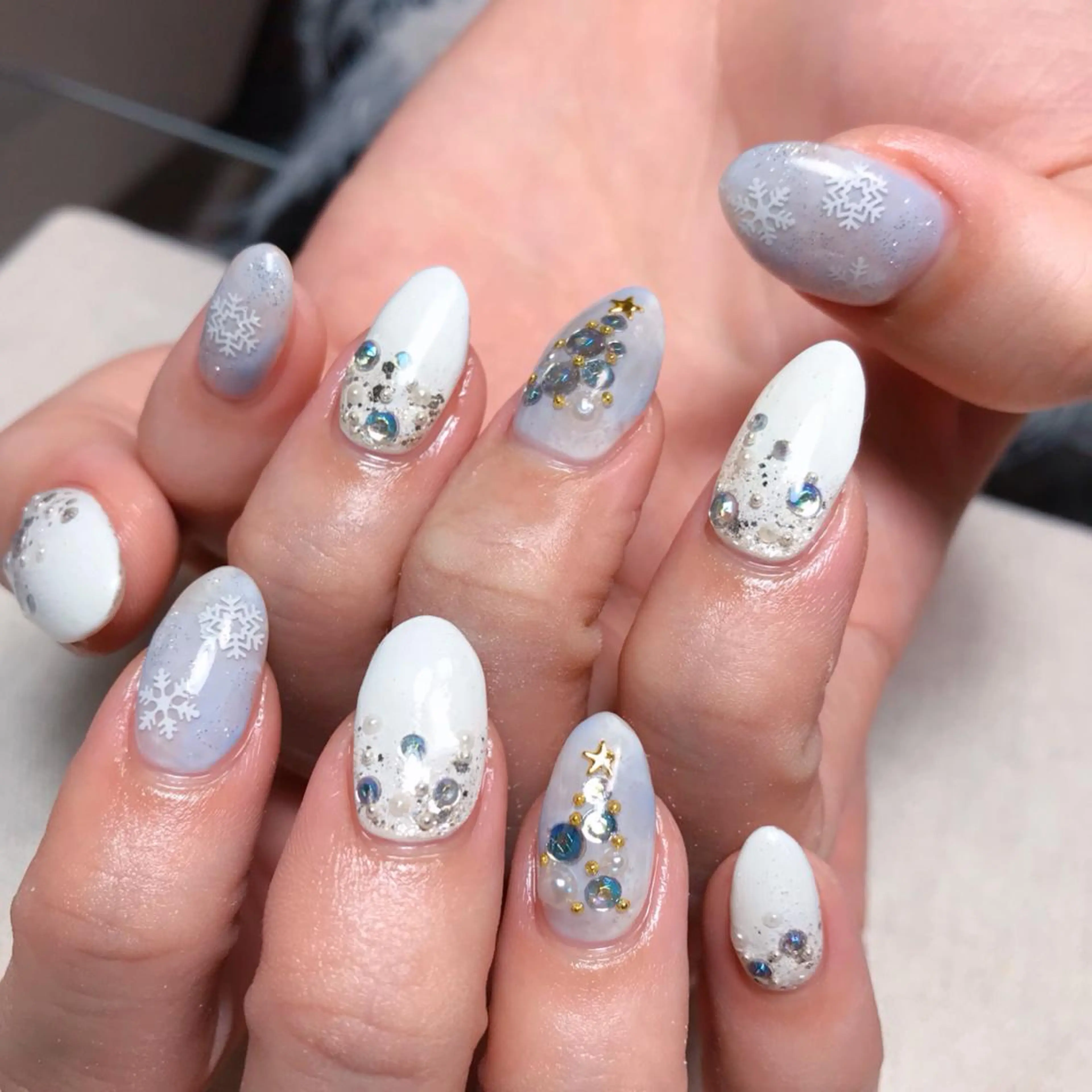 ネイル ハンドネイル 💅 Ai.のネイルデザイン