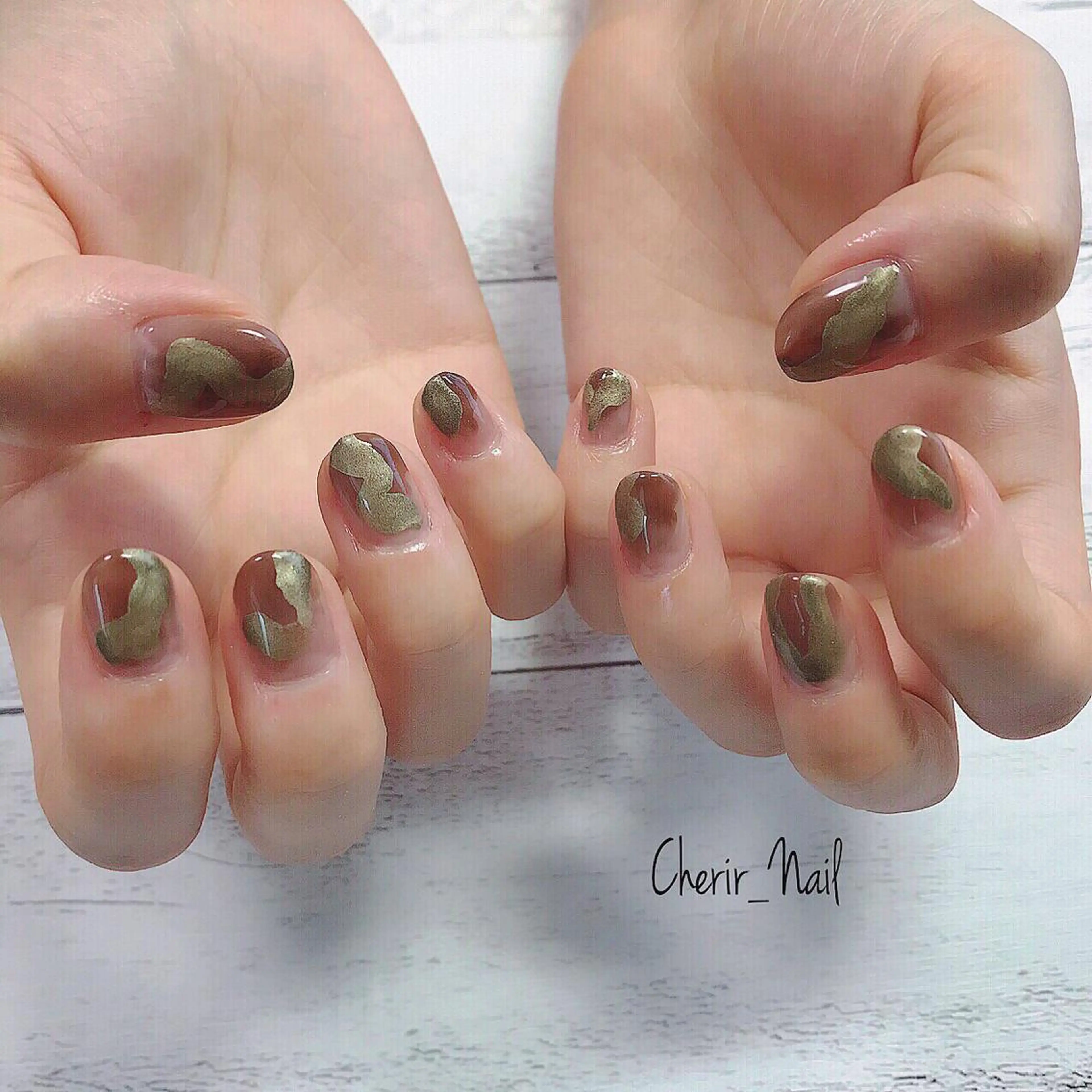 ネイル アートネイル ブラウン ゴールド 大理石ネイル(マーブル) ニュアンスネイル Cherirnail kaoriのネイルデザイン