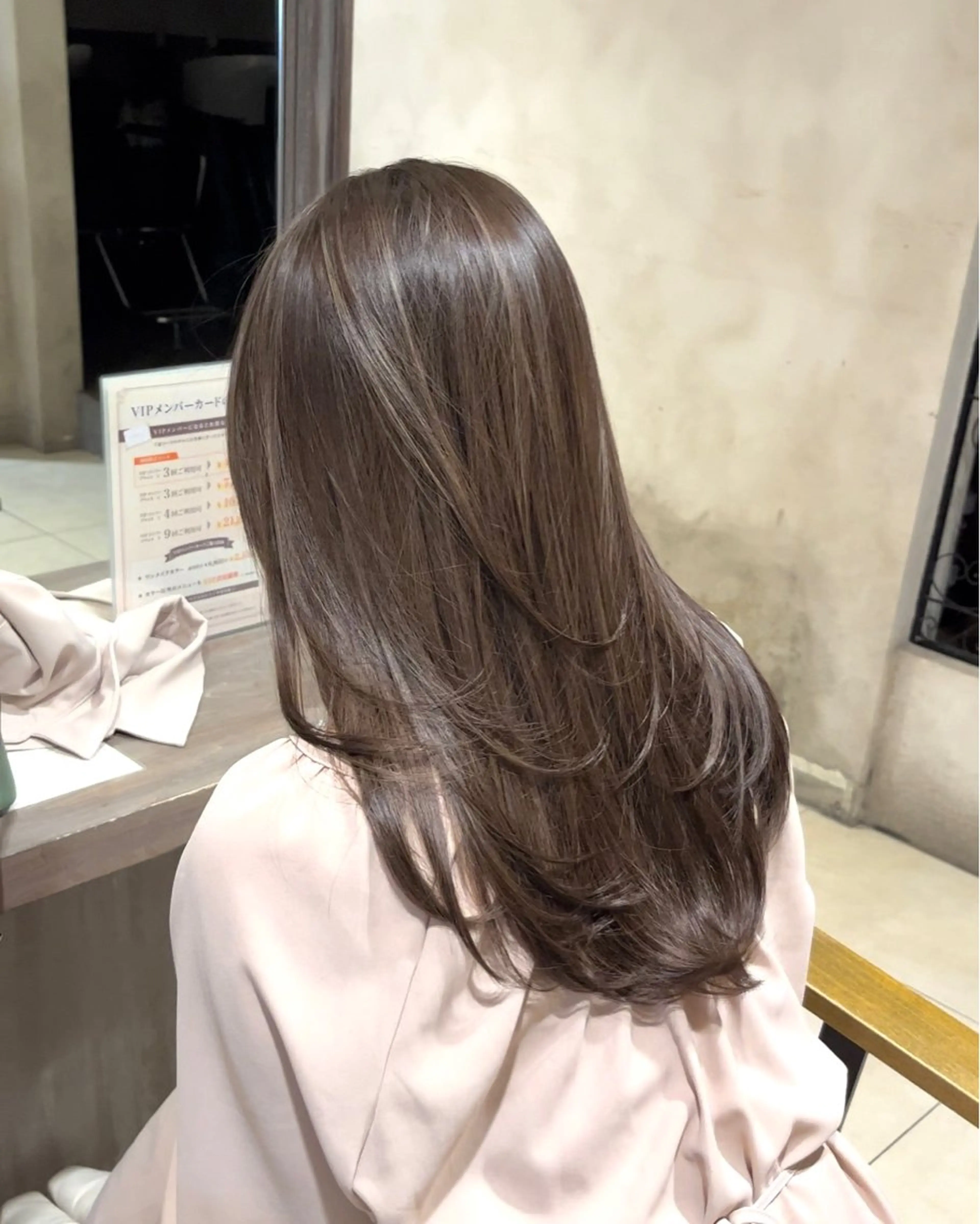 セミロング カラー 高槻No.1🇰🇷 韓国ヘア 橋口陽太のヘアスタイル