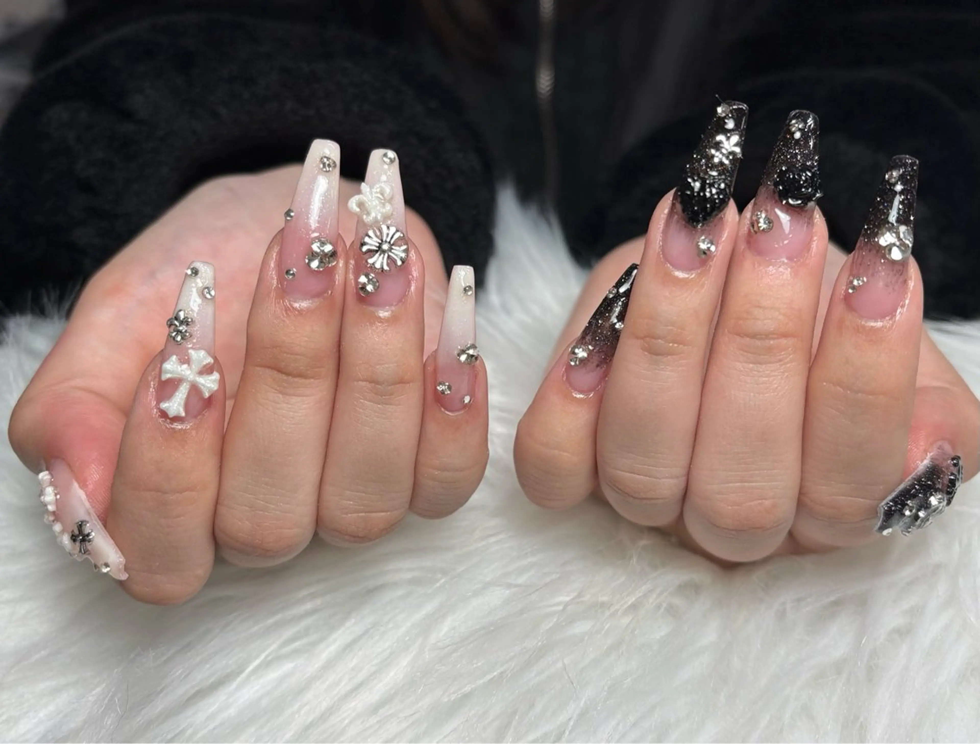 ネイル アートネイル 長さ出し ジェルネイル マグネットネイル ニュアンスネイル なな_ CloudyChanのネイルデザイン