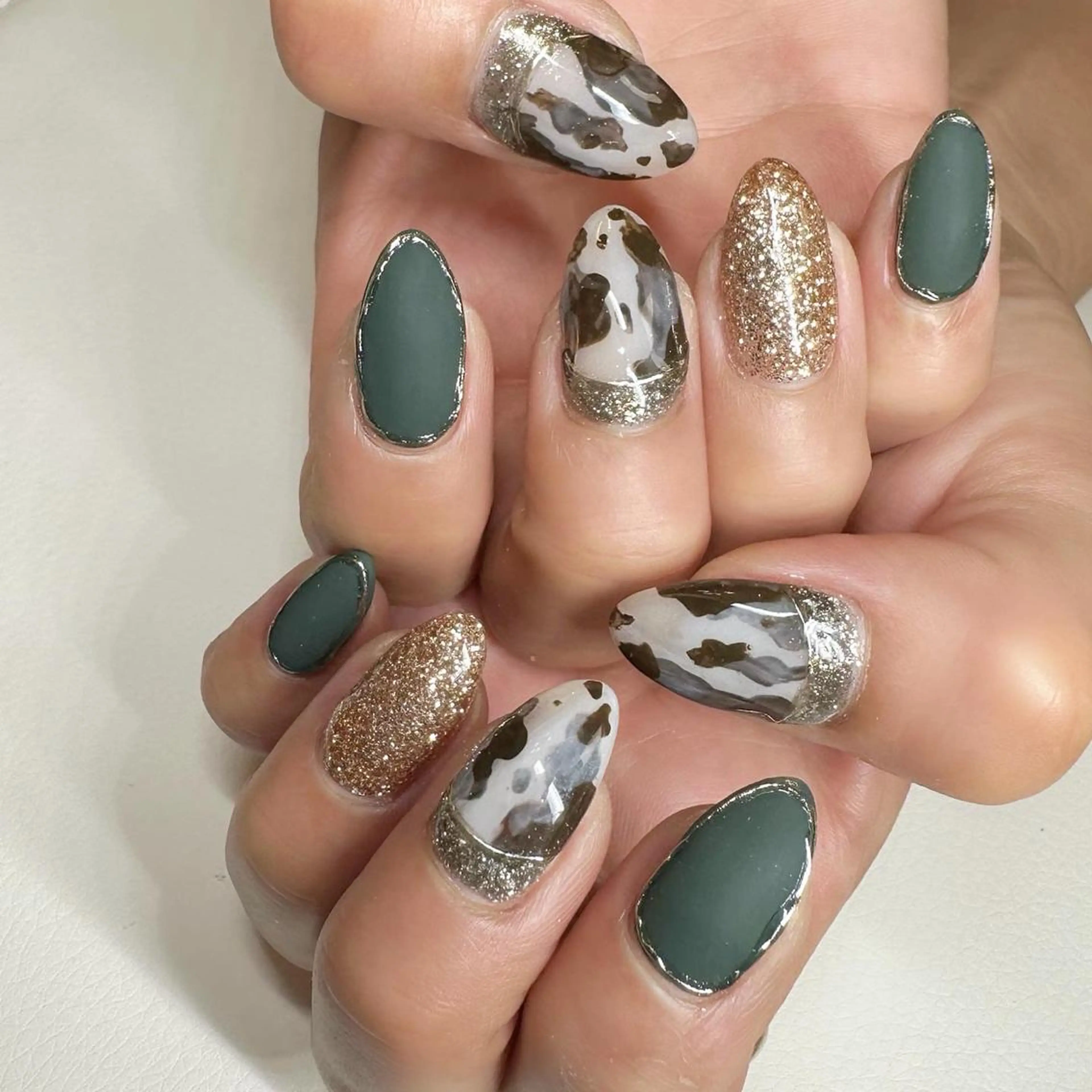 ネイル アニマル柄 ハンドネイル Nail ameria megu所属・ameria meguのネイルデザイン