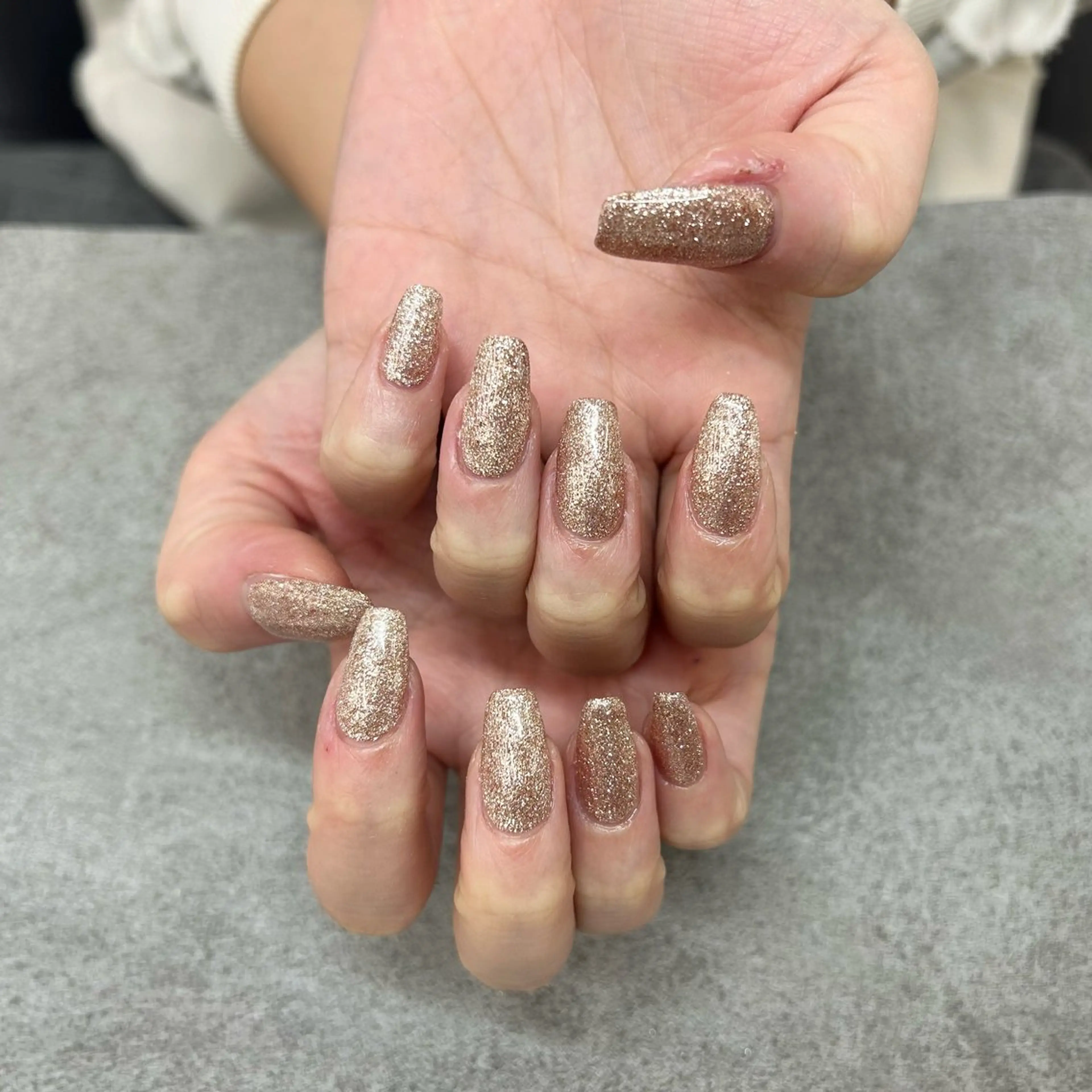 ネイル ラメ(グリッター) MAXKELLY MAIKAのネイルデザイン