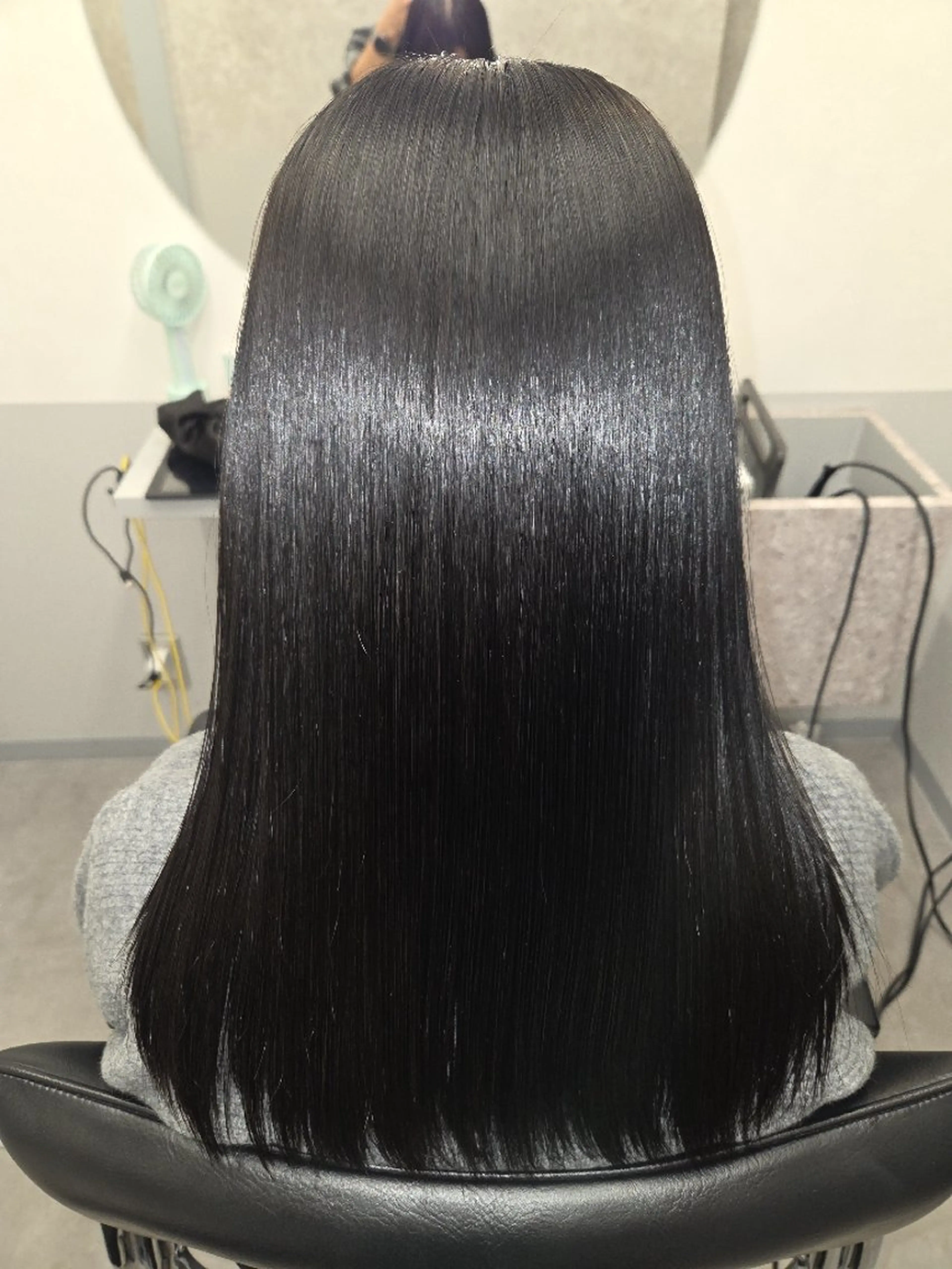 ロング カラー くせ毛 顔周りカット 髪質改善 似合わせカット 縮毛矯正 カット ヘアカラー トリートメント ヘッドスパ 【髪質改善美容師】t occa茨木篠原健太のヘアスタイル