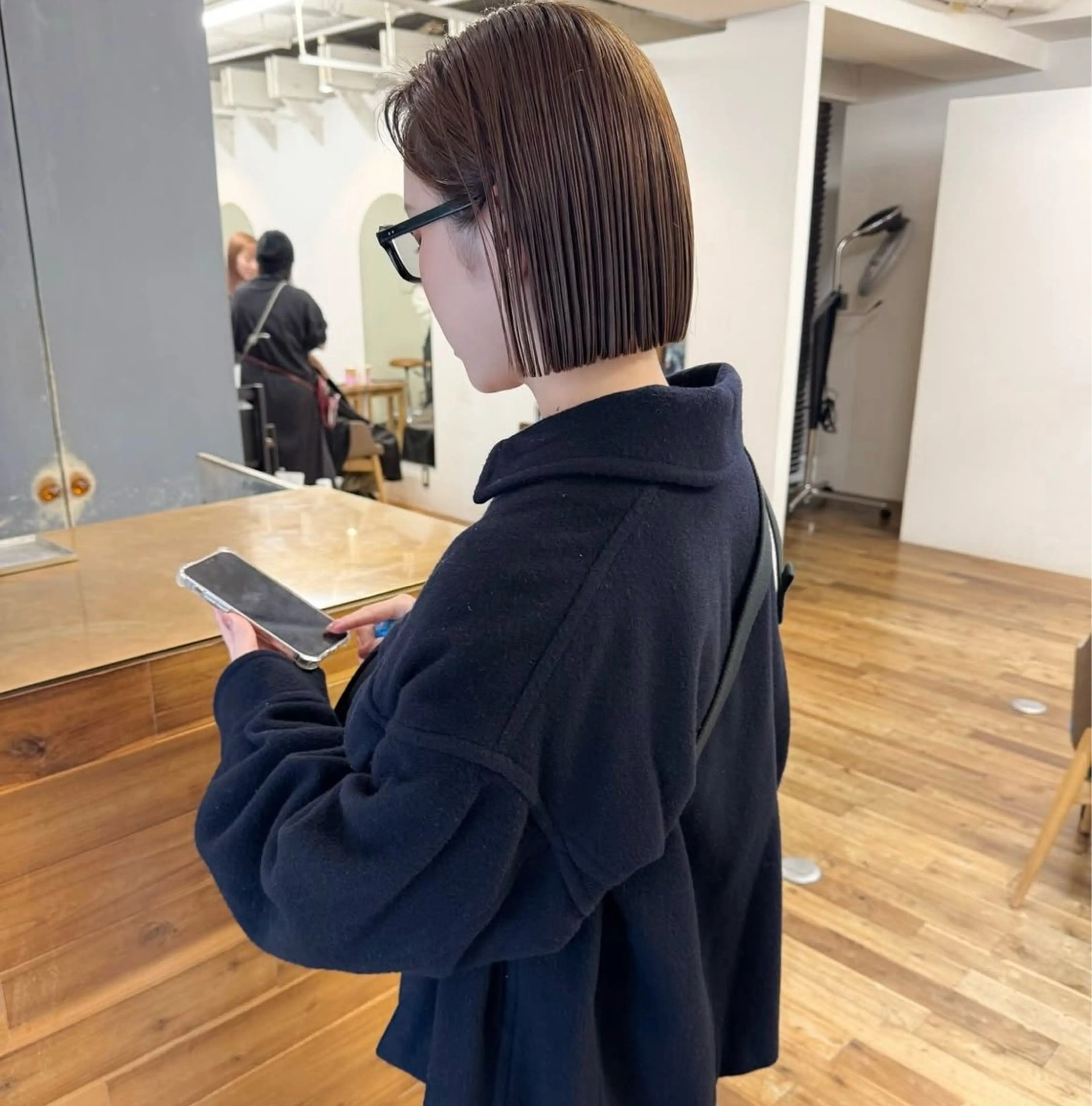 18時以降のカットカラー艶トリートメント🎀の写真