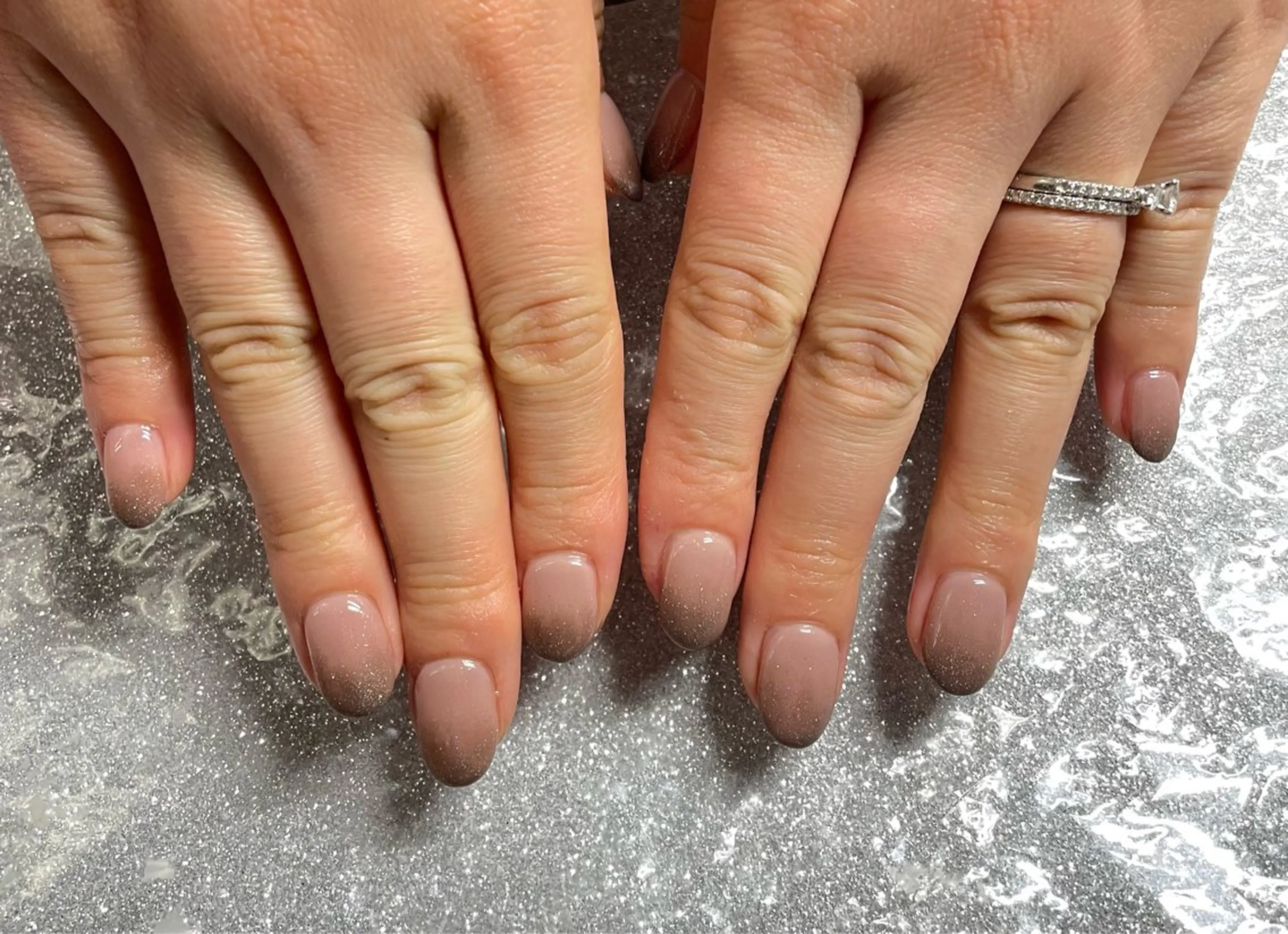 ネイル VIERU 🌈🎀💖のネイルデザイン