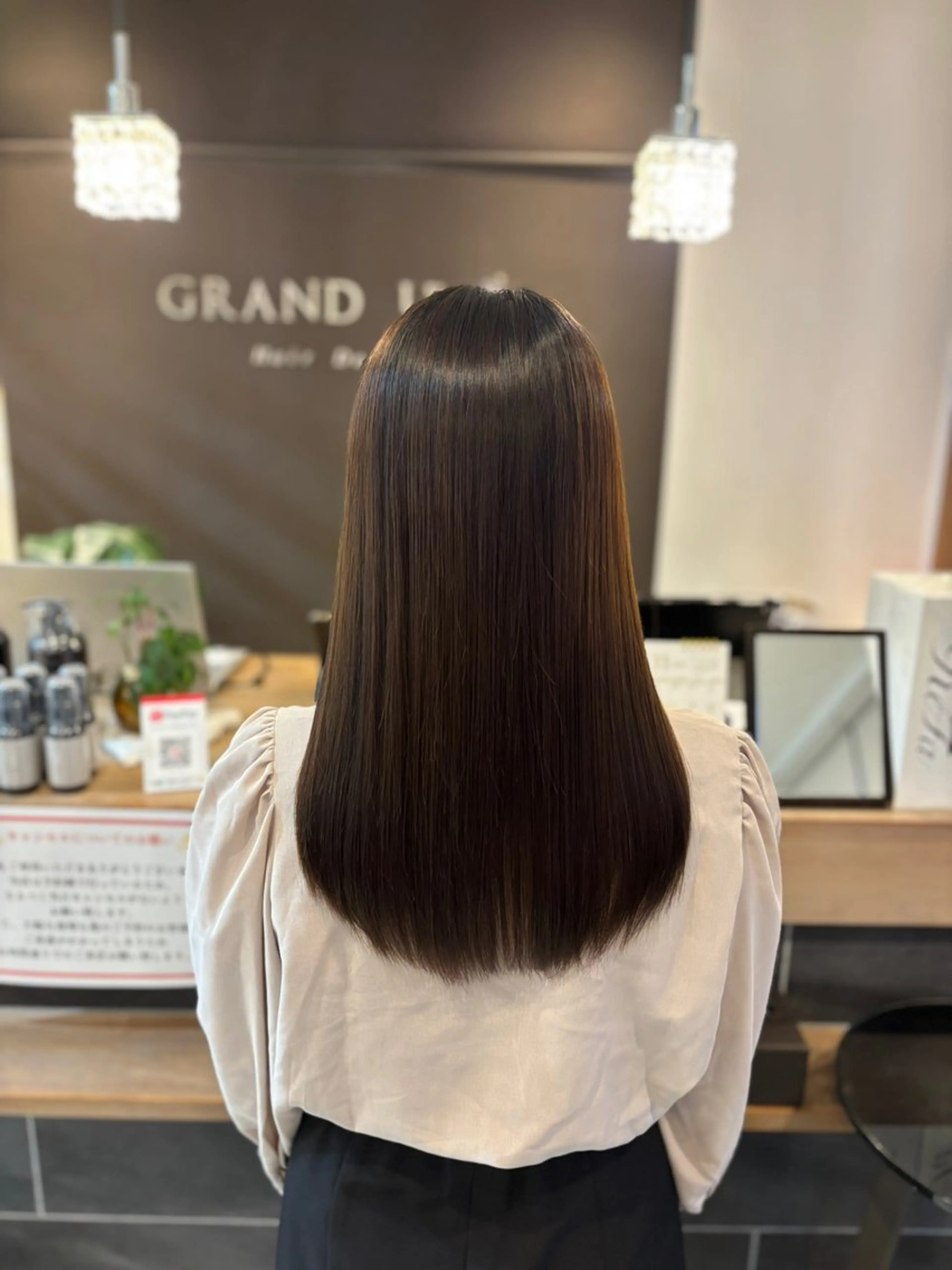 セミロング GRAND JETE所属・Kamiya Minamiのヘアスタイル