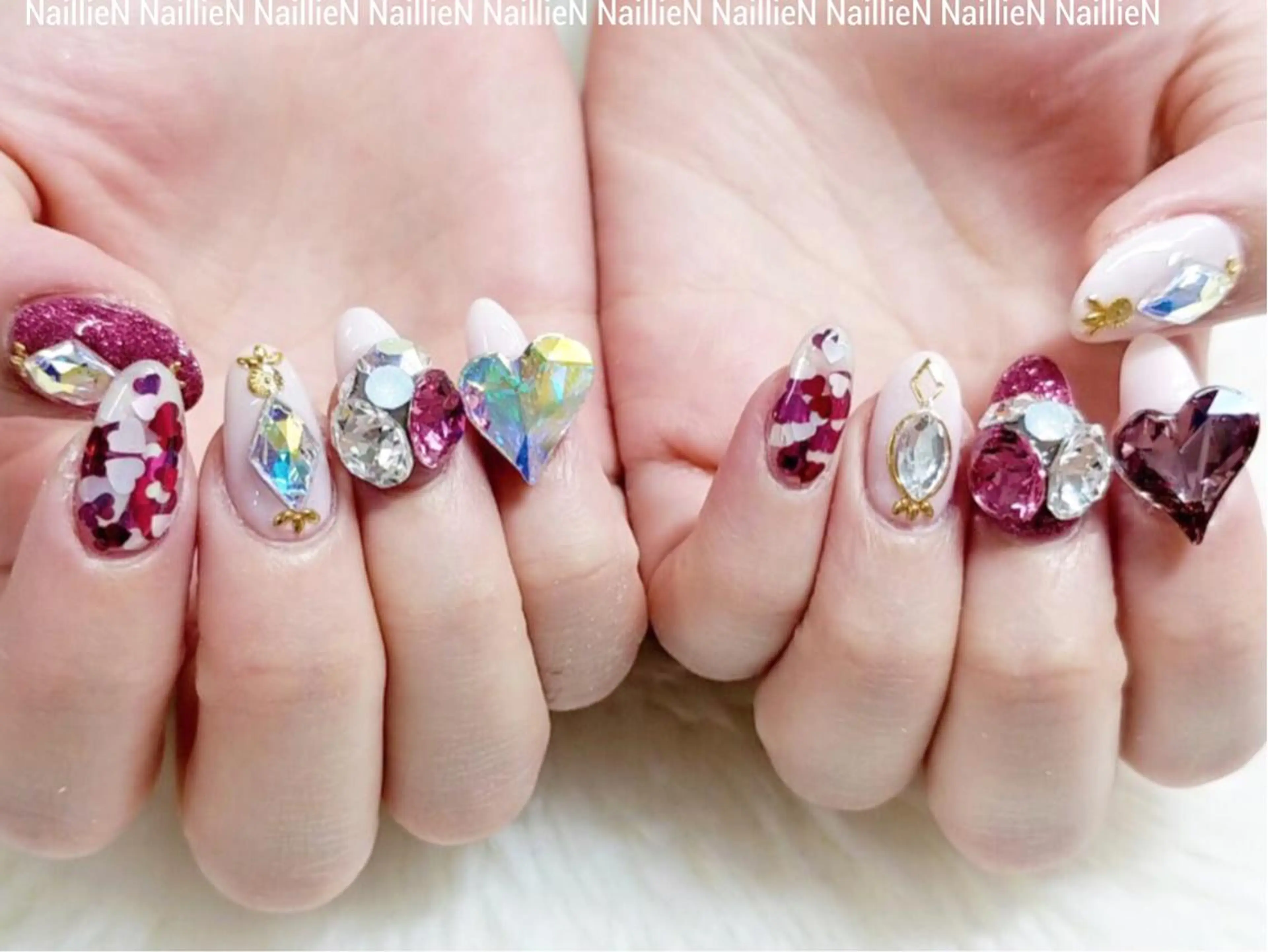 ネイル ストーンネイル Nail lieNのネイルデザイン