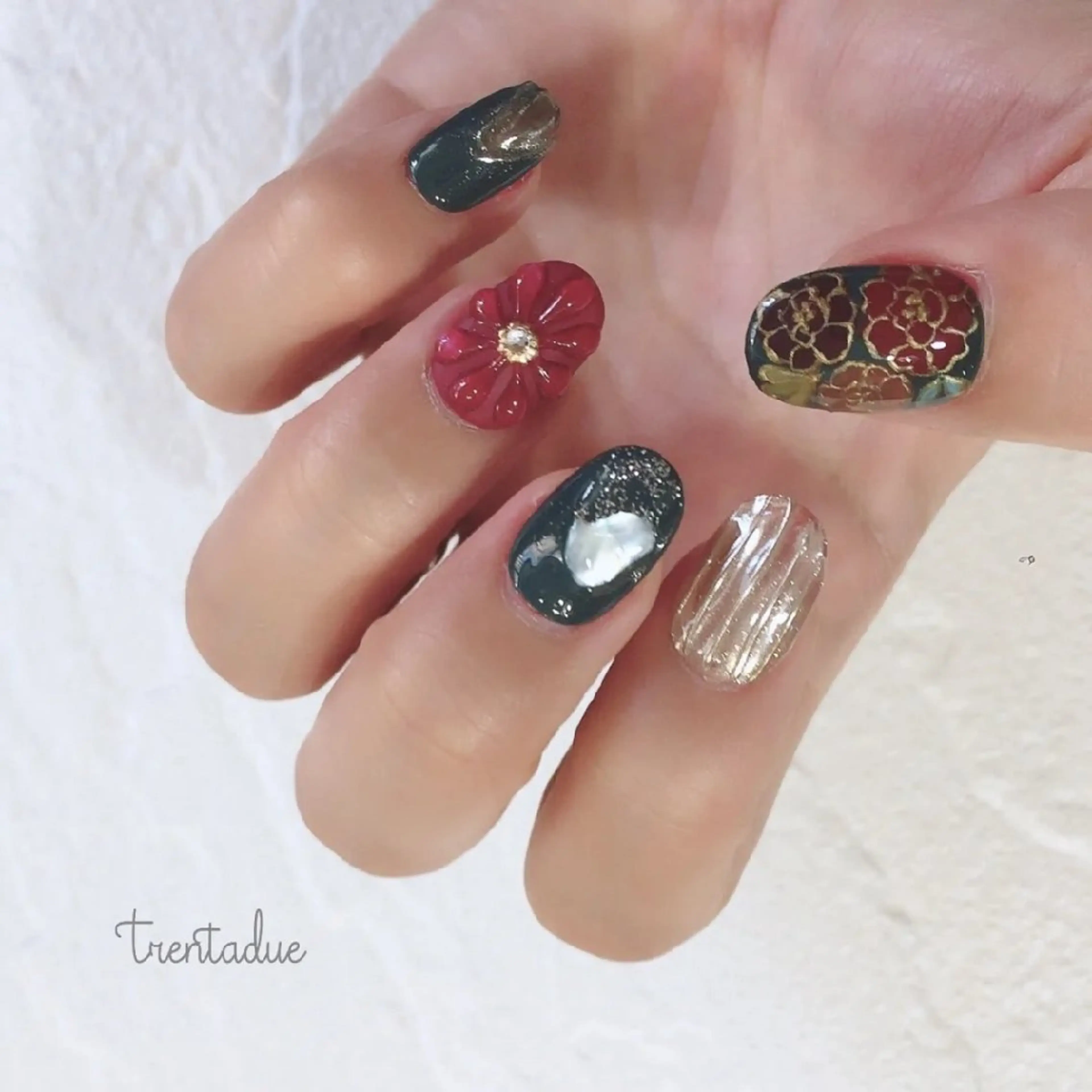 ネイル Lulu Nails ルルネイルズ所属・L u l u    N a i l sのネイルデザイン