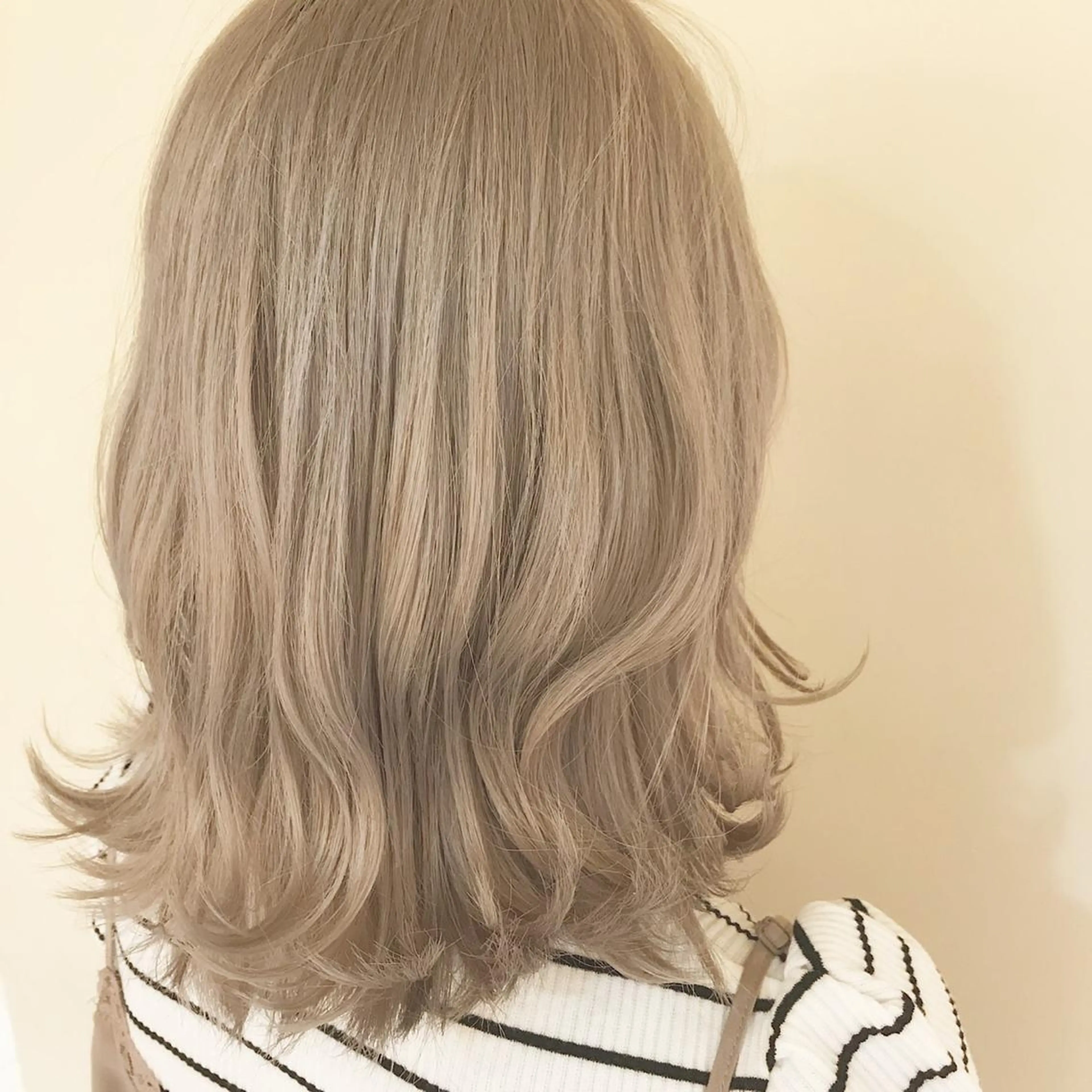 ミディアム カラー カット ヘアカラー トリートメント 大姶良 友輝の眉毛・アイブロウイメージ