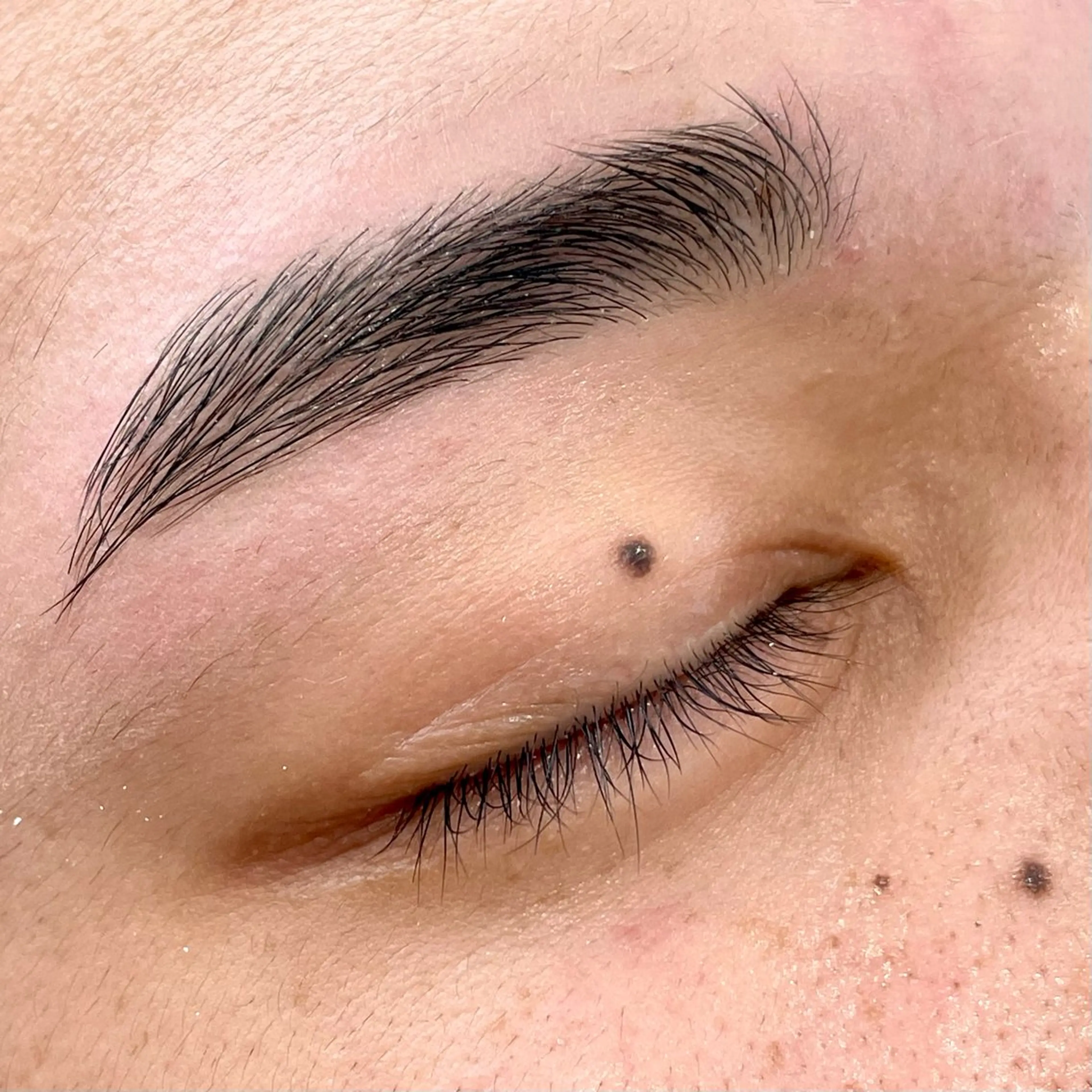 メンズ アイブロウ Amber所属・☻ yukaのマツエク・マツパデザイン