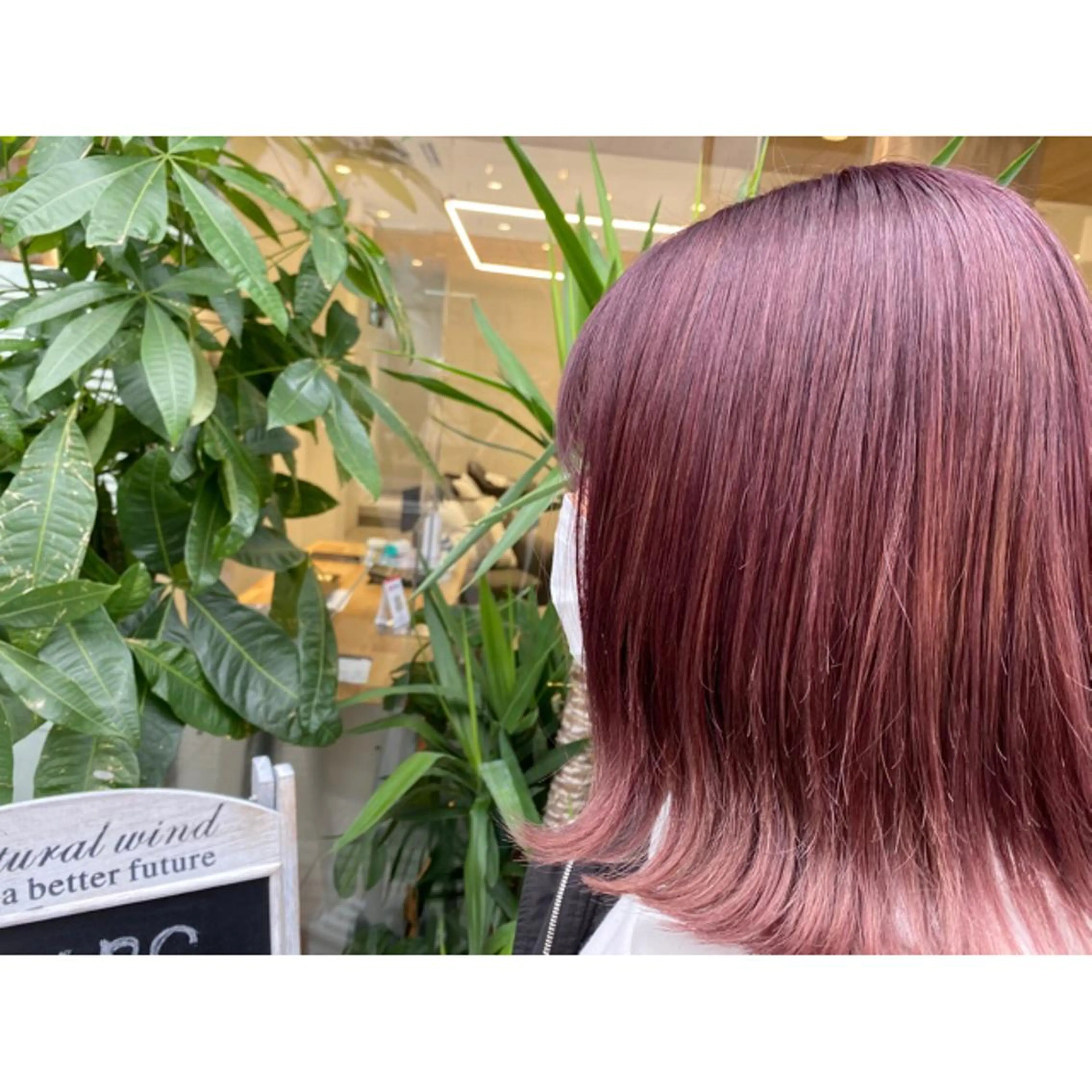 ミディアム カラー ヘアアレンジ ピンクカラー バイオレットカラー 韓国風ヘア 小國 綾かのヘアスタイル