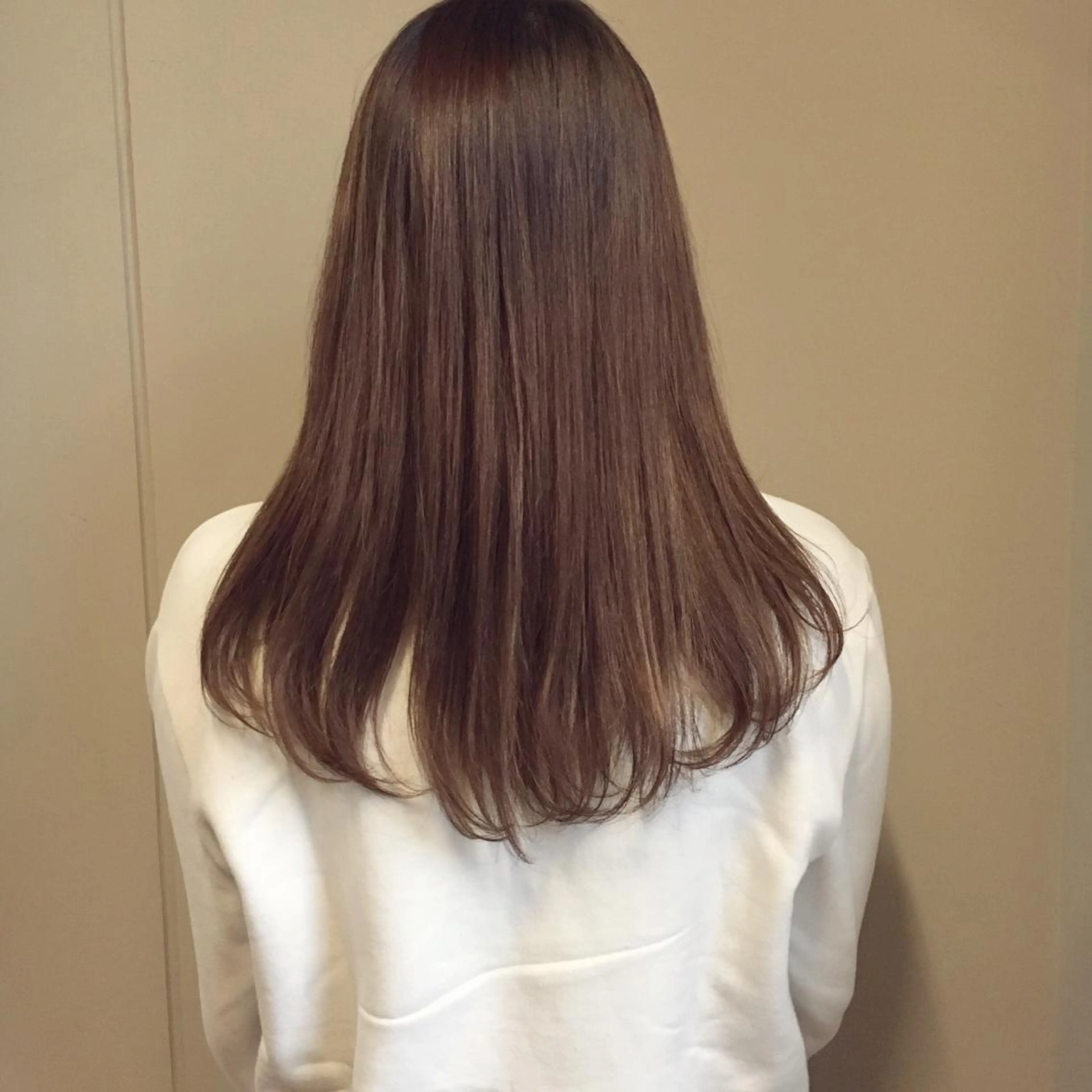 セミロング カラー 上川 美幸のヘアスタイル