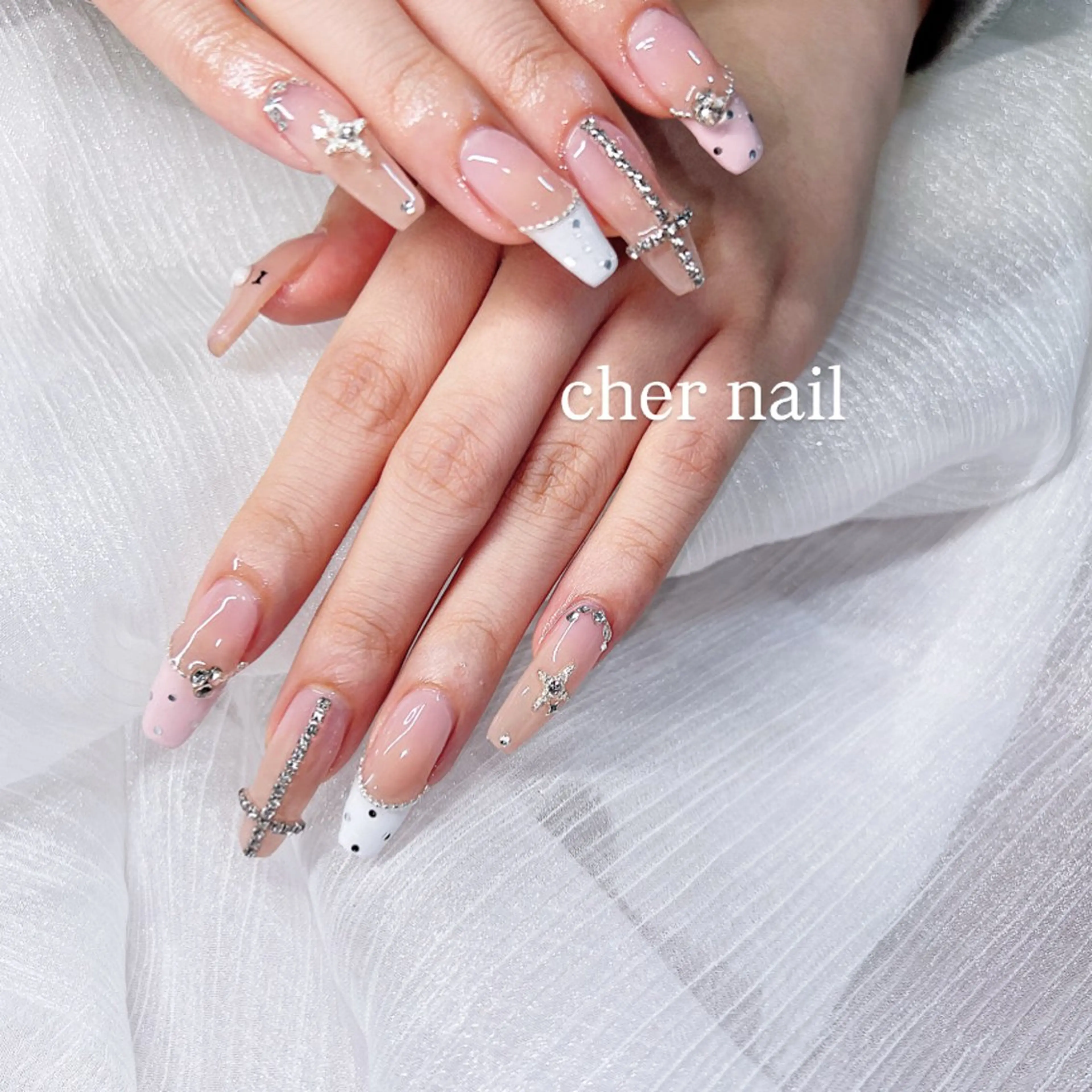 ネイル ハンドネイル CHER NAIL(シェルネイル)所属・cher loydのネイルデザイン