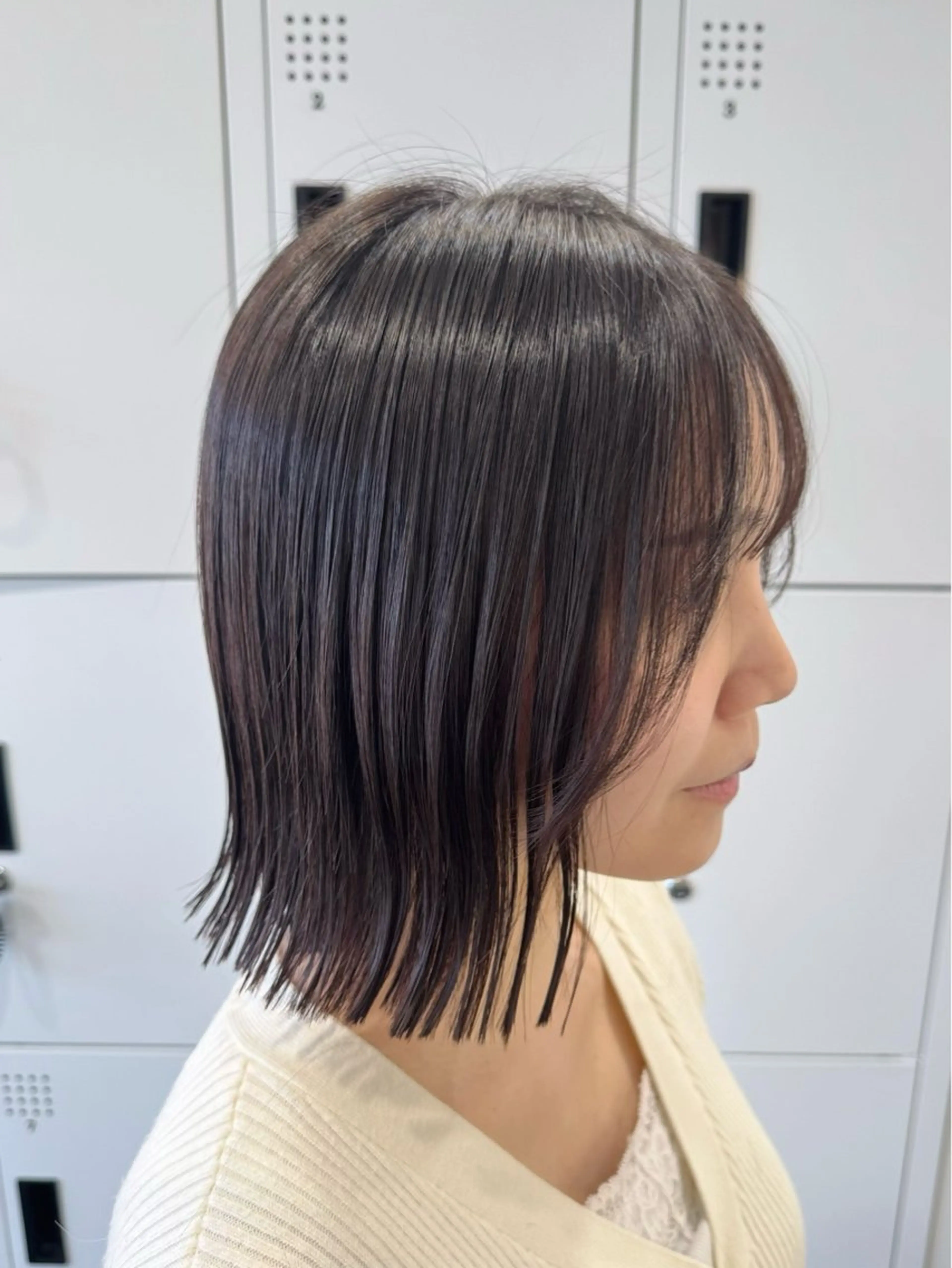 ミディアム 八木菜美 /ボブ/艶カラーのヘアスタイル