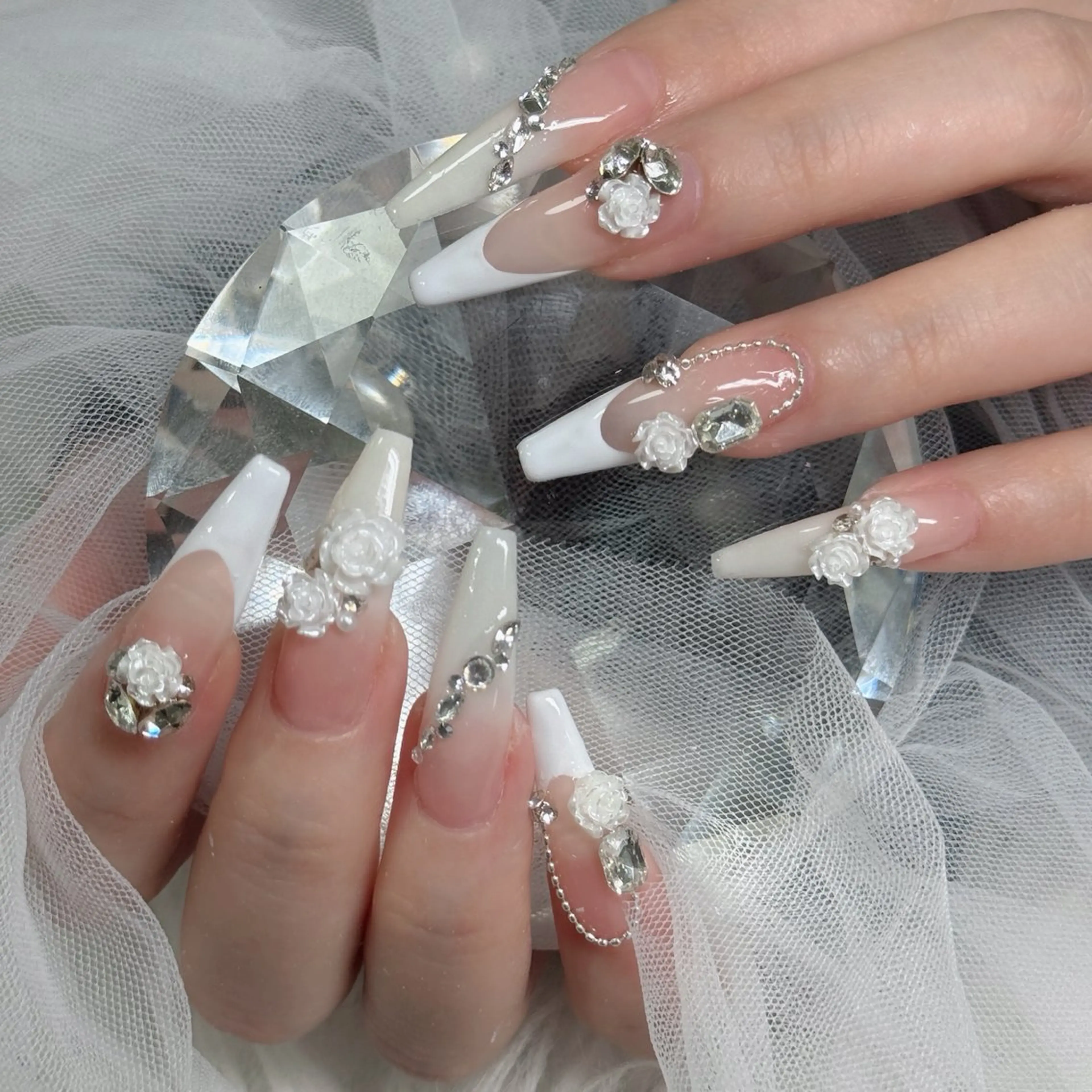 ネイル フットネイル フレンチネイル グラデーション 韓国ネイル ロングネイル ハンドネイル Hani Nail Salonのネイルデザイン