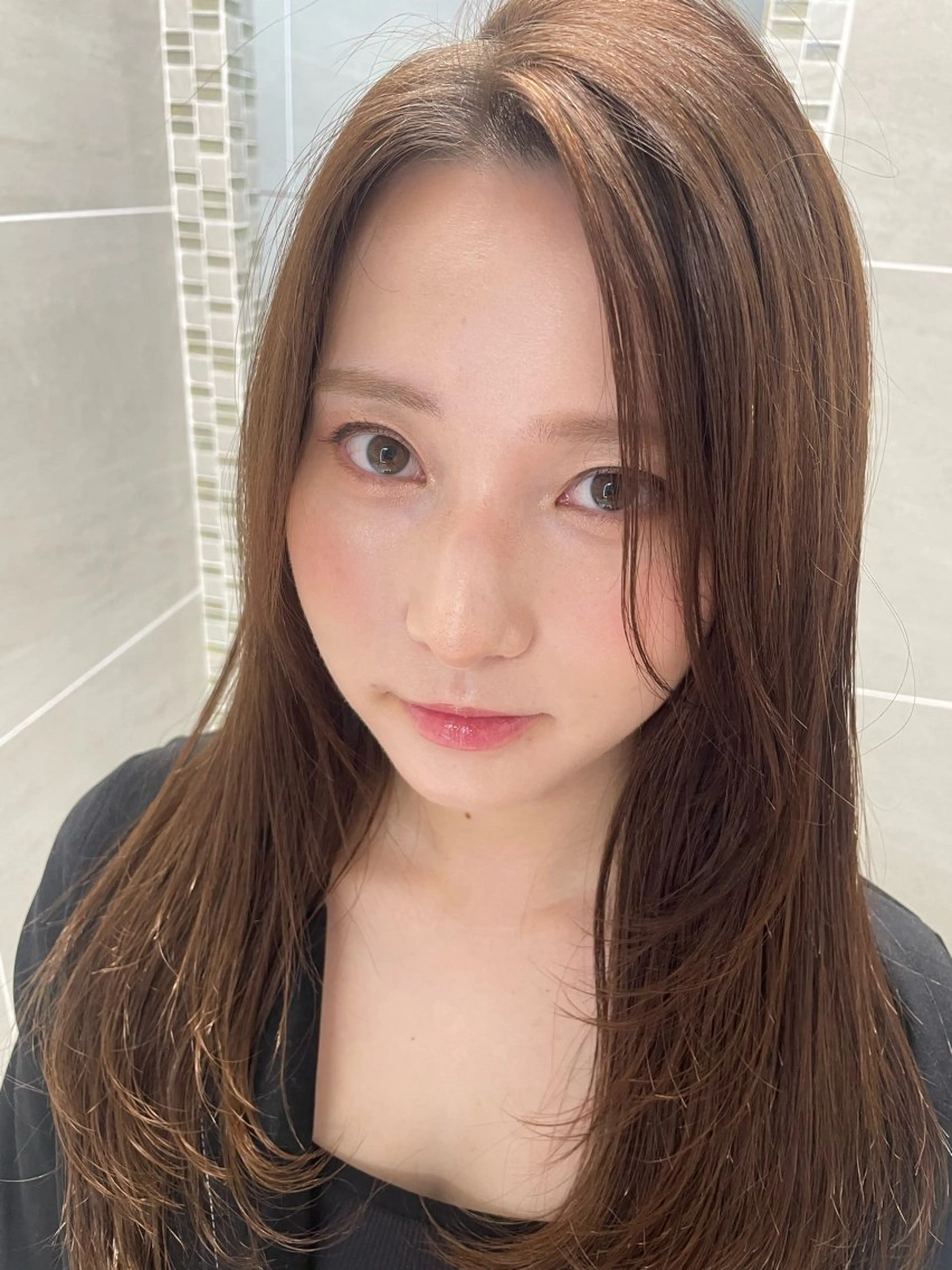 BONIA by HEADLIGHT 大阪梅田店所属・河原木 歩海のヘアスタイル