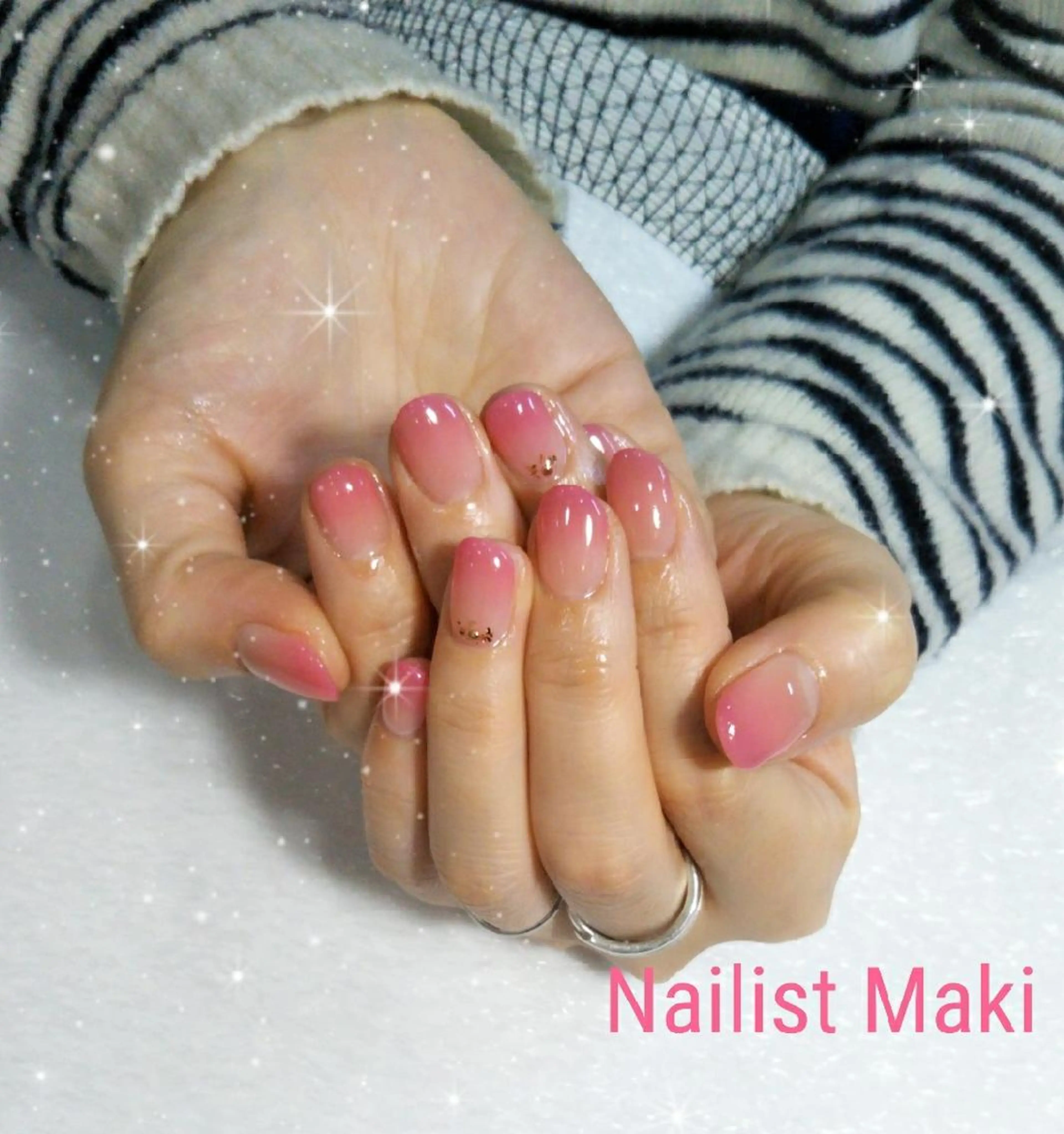 ネイル 小顔・毛穴・たるみ ネイル　似内真樹のエステ・リラクイメージ