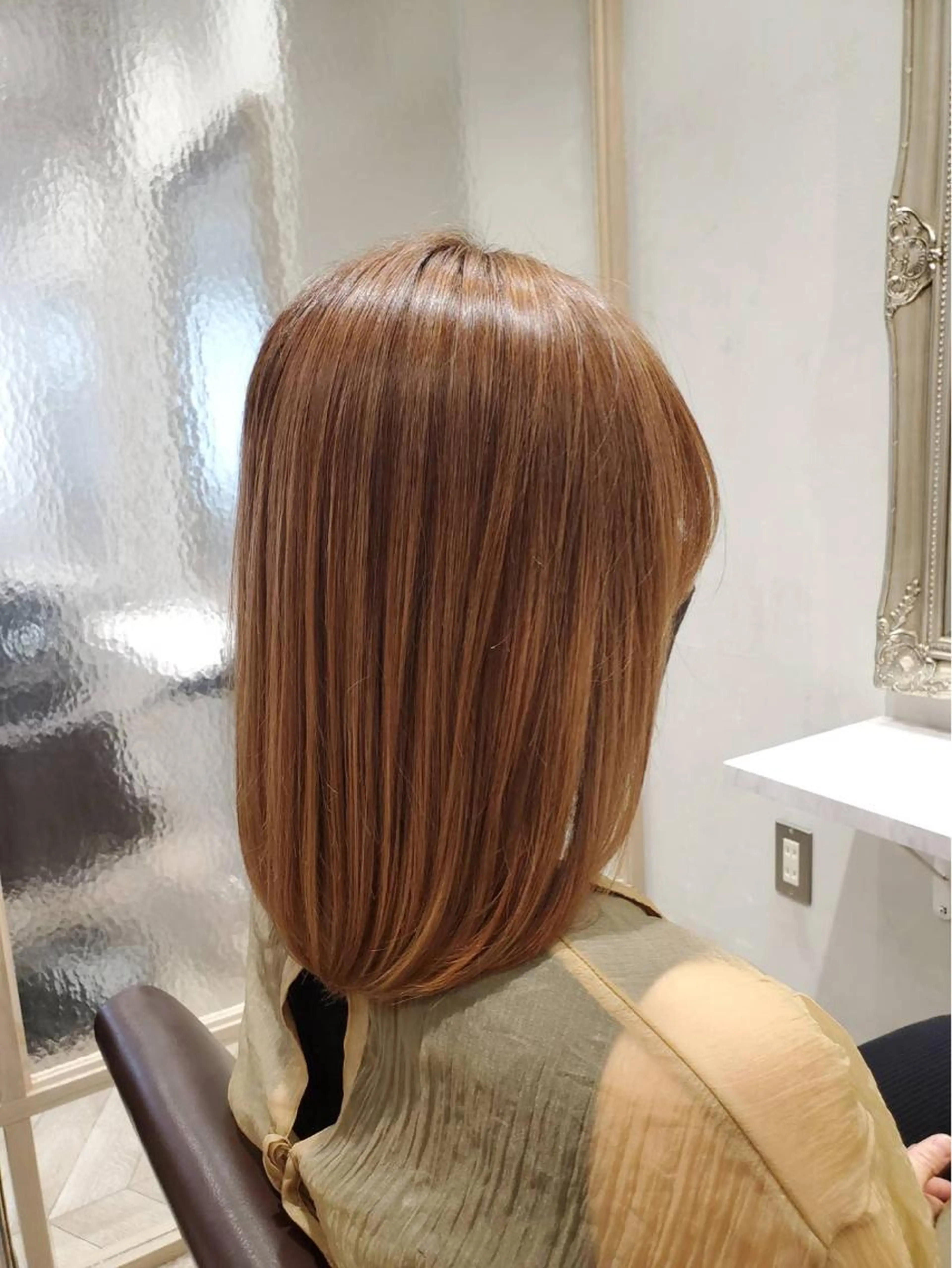 【ブリーチしててもできる縮毛矯正】酸性ストレート+カラー+5STEPトリートメントの写真