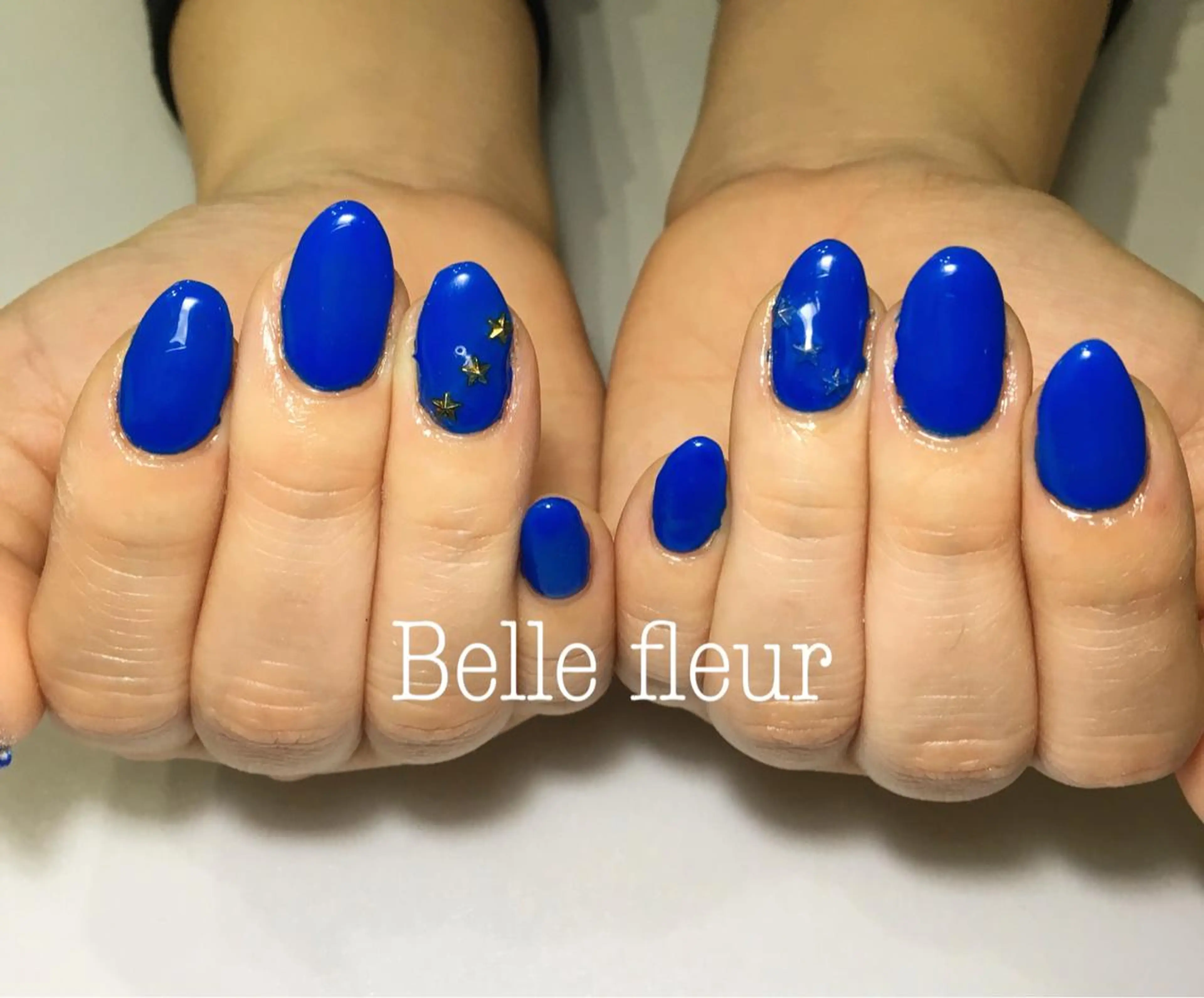 ミディアム ネイル Belle fleurのネイルデザイン