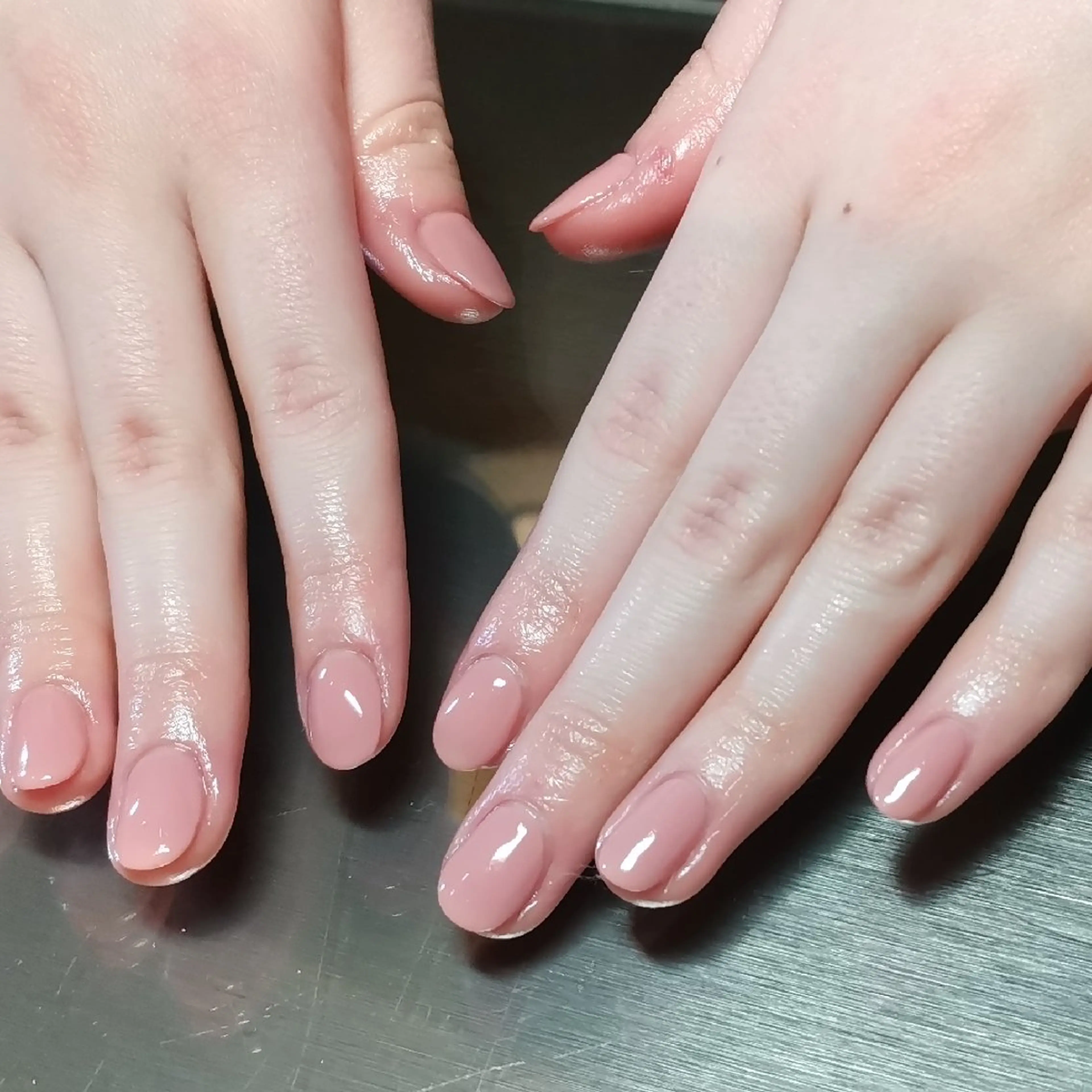 ネイル ワンカラーネイル ROUN' 齋藤のエステ・リラクイメージ