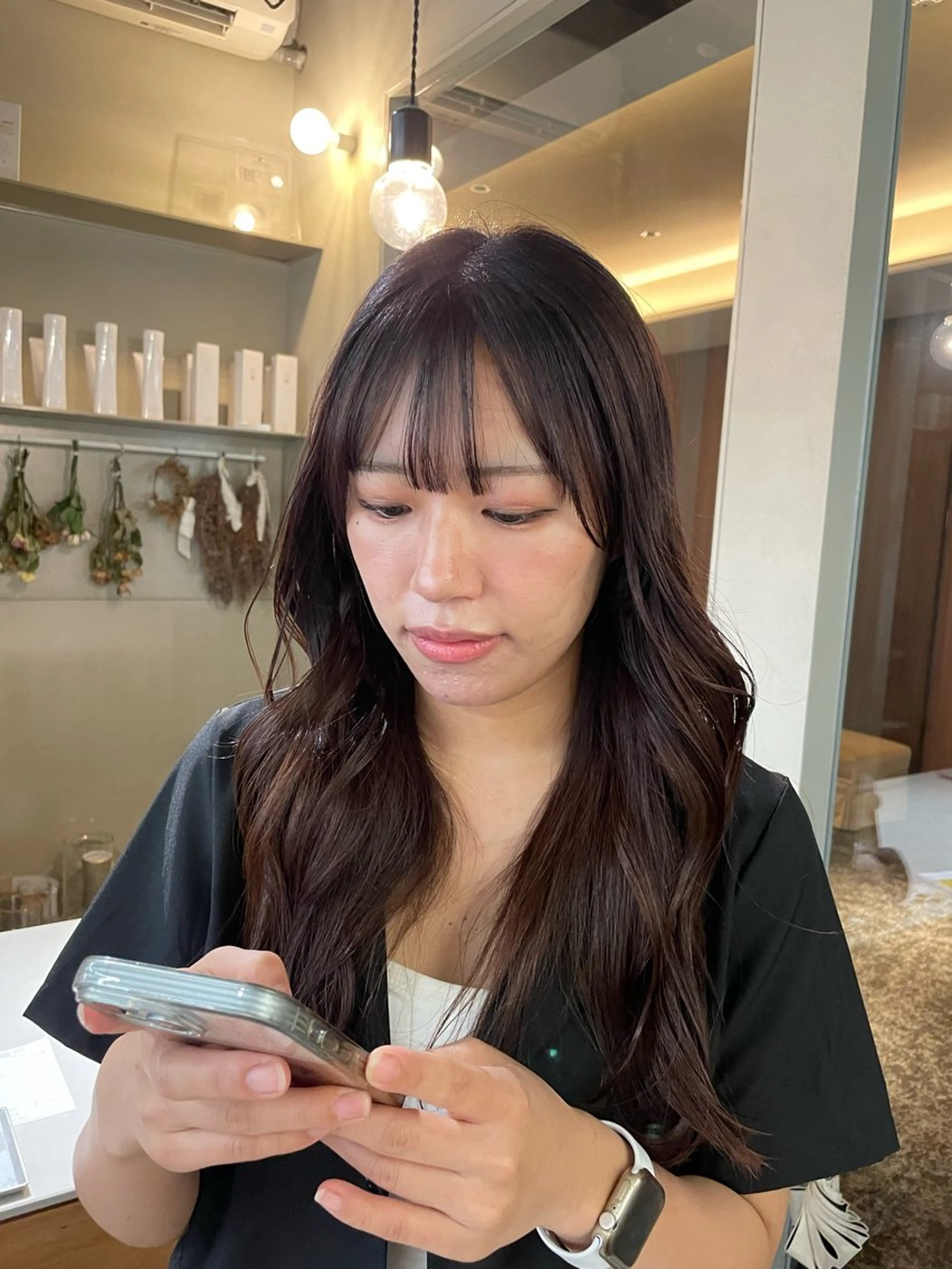 ロング カラー 山下 悠月のヘアスタイル