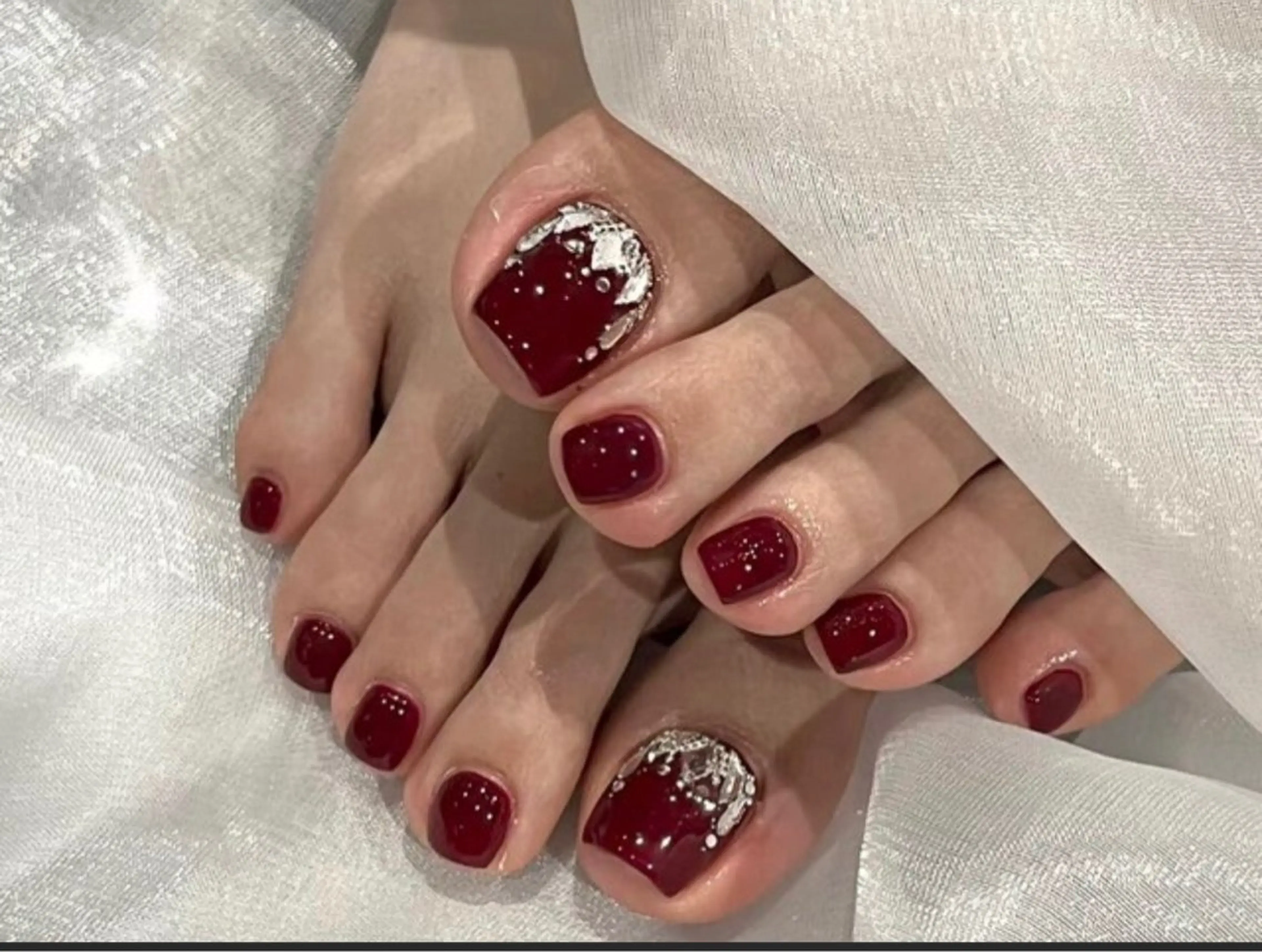 フットネイル&デザイン持ち込み付け放題　￥10980→￥8980の写真