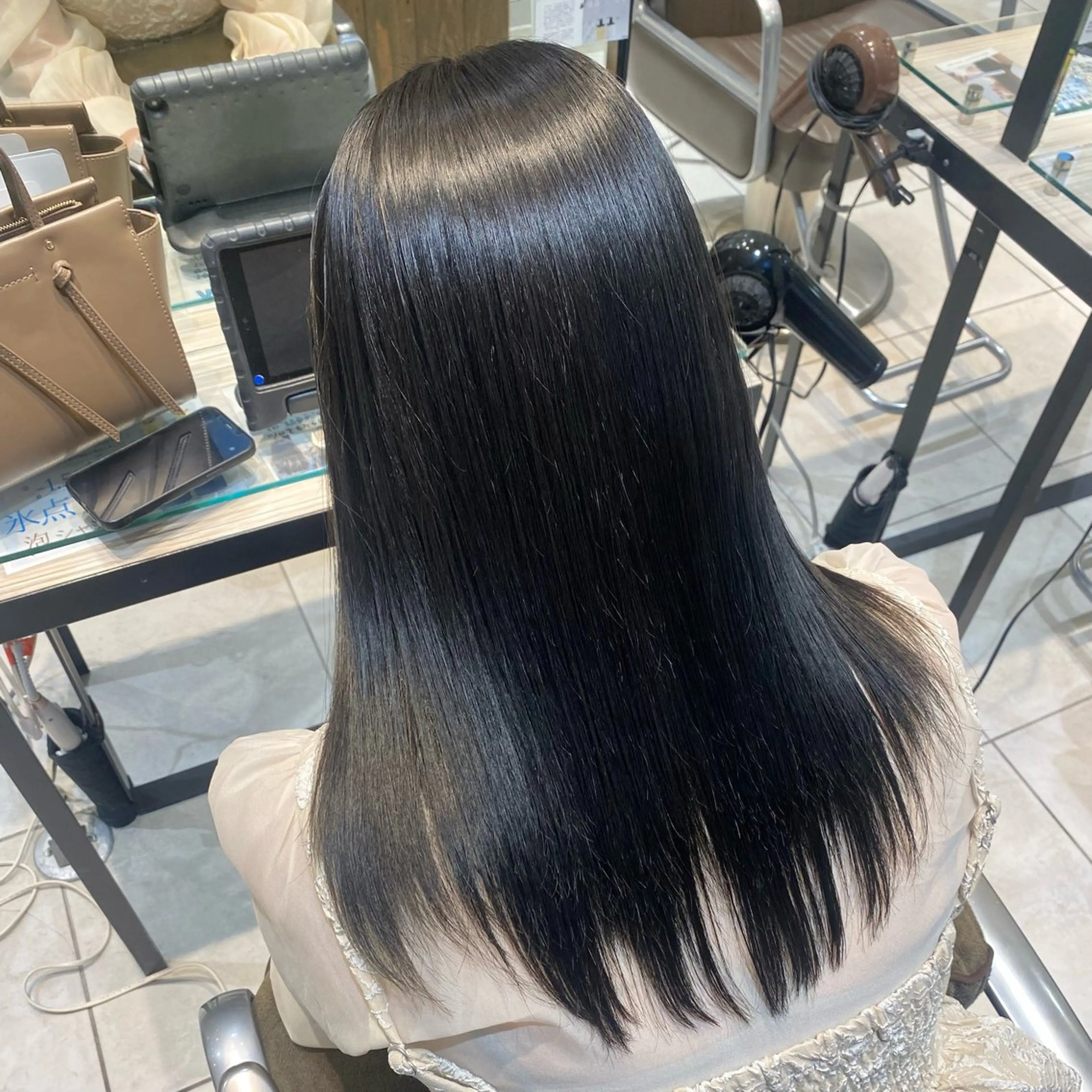 セミロング ヘアカラー 韓国ヘア🍒渡辺 咲🍒のヘアスタイル