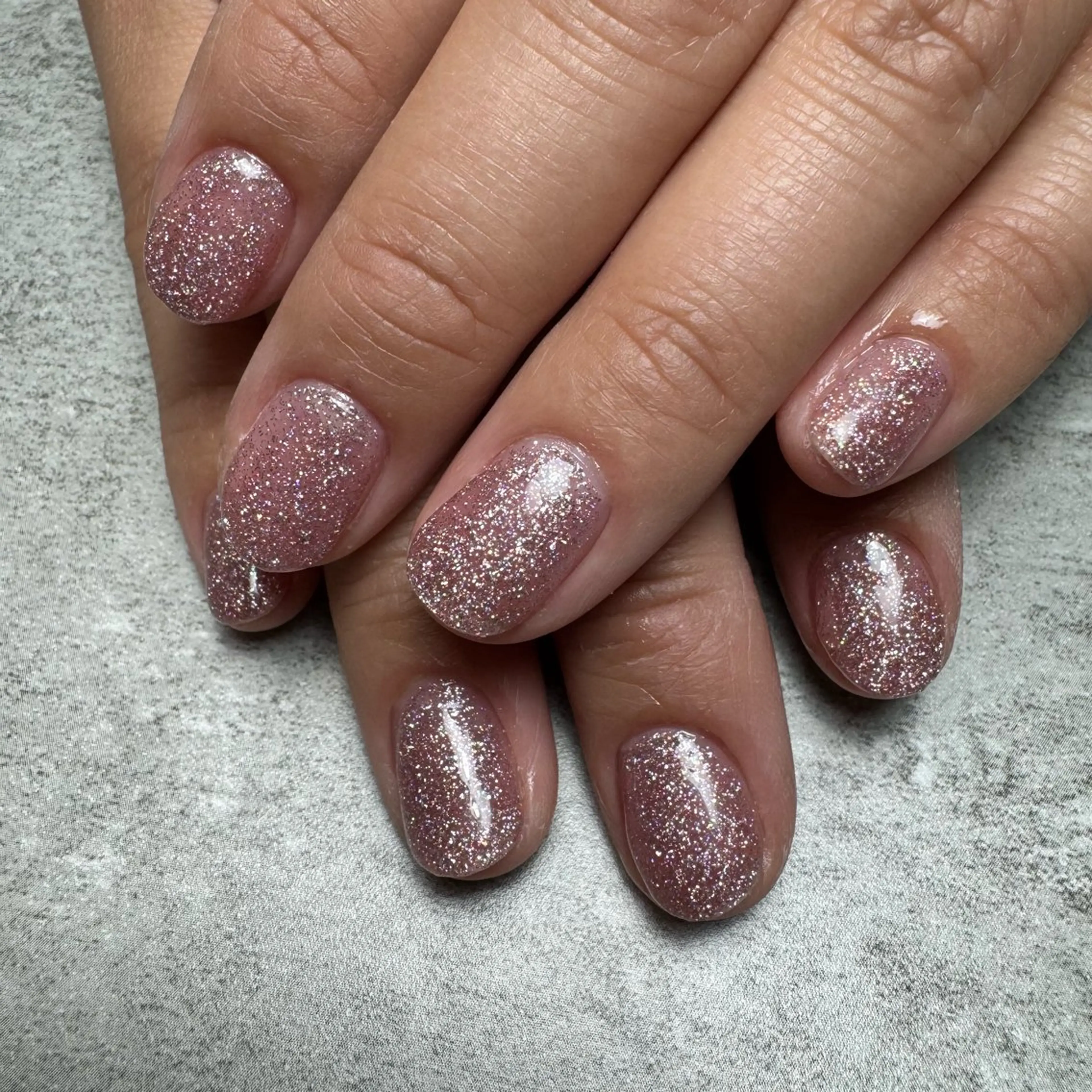 ネイル ラメ(グリッター) ワンカラーネイル MATATABI. kumiのネイルデザイン