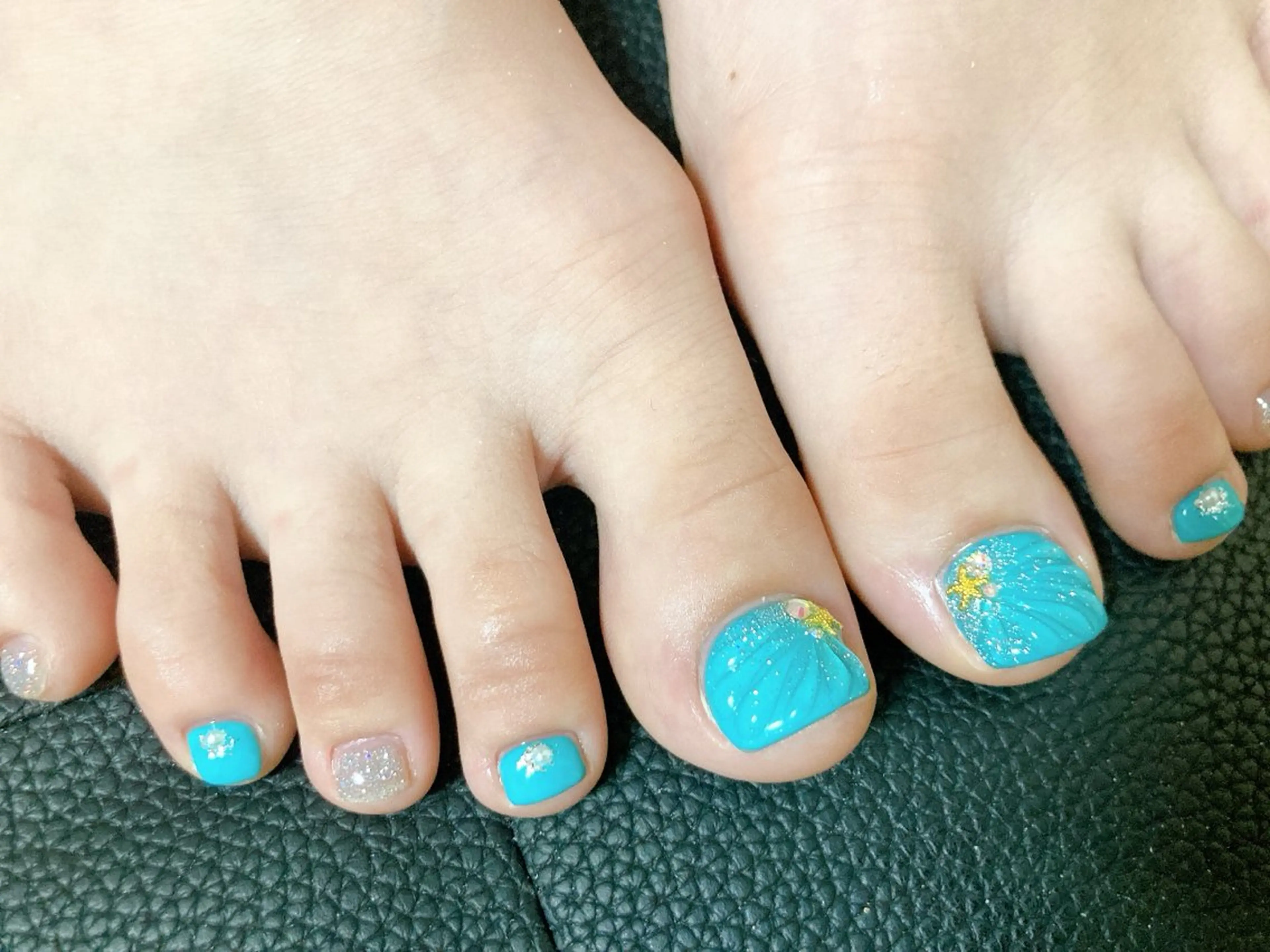 ネイル ECLAT エクラ所属・寺山 千鶴のネイルデザイン