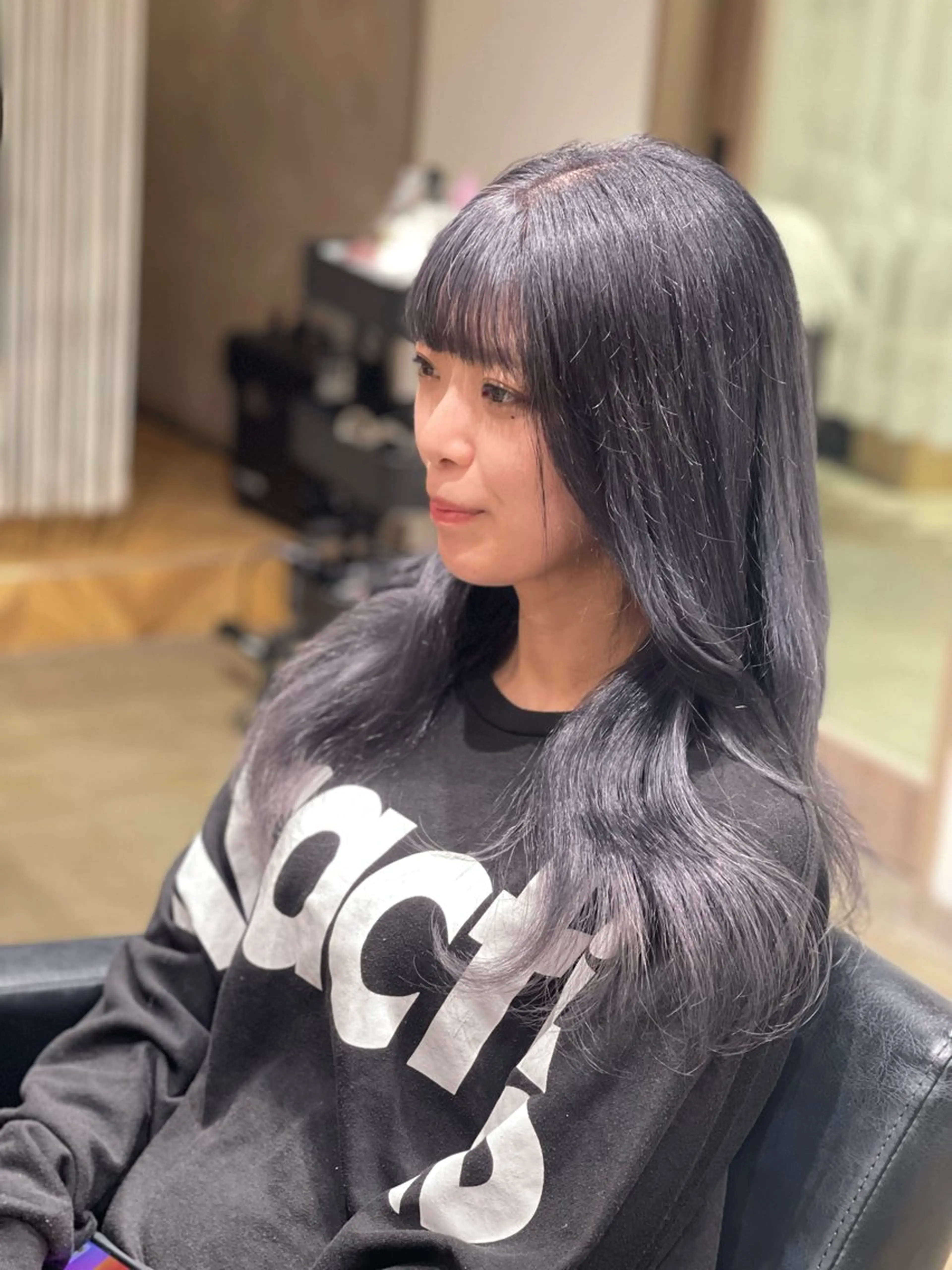 セミロング アッシュ アッシュグレー アッシュグレージュ ヨシンモリ Hirose Ryoのヘアスタイル