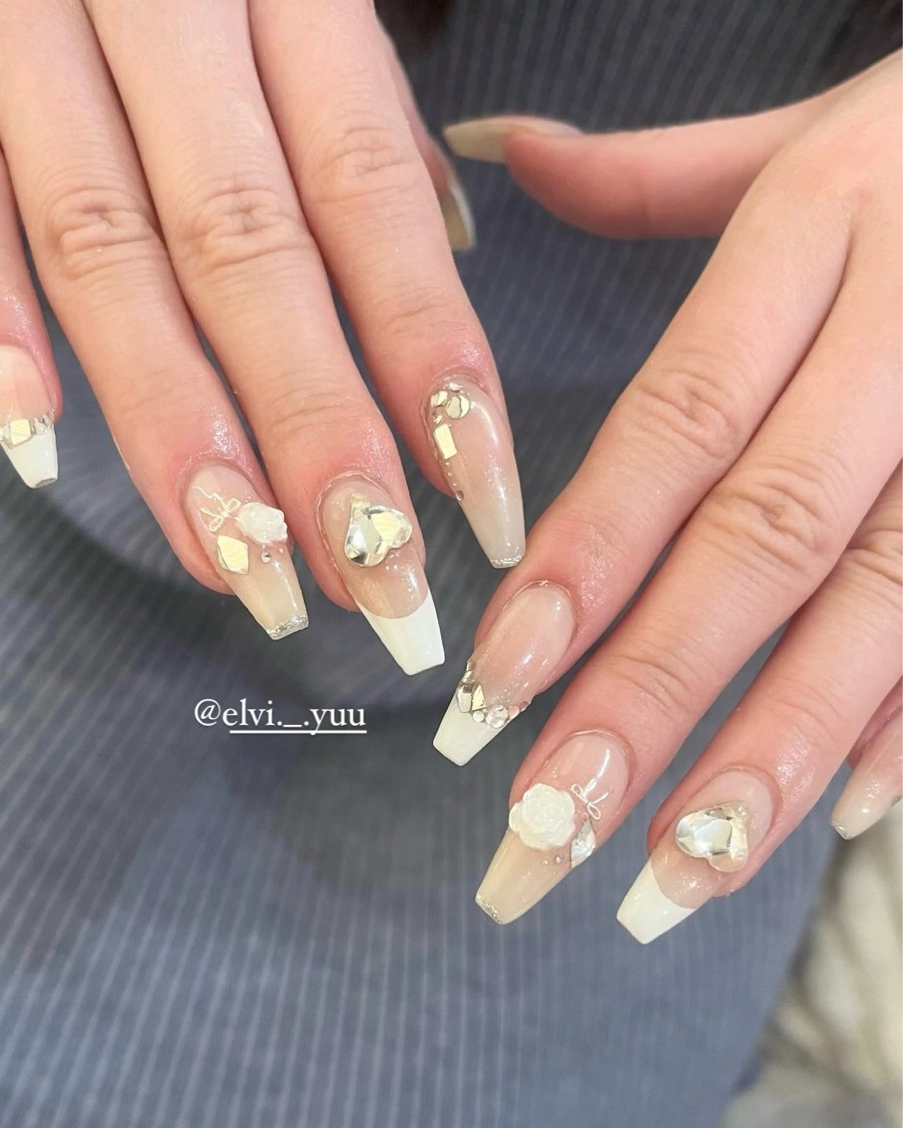 ネイル SALON ELVI.所属・SALON ELVI.のネイルデザイン