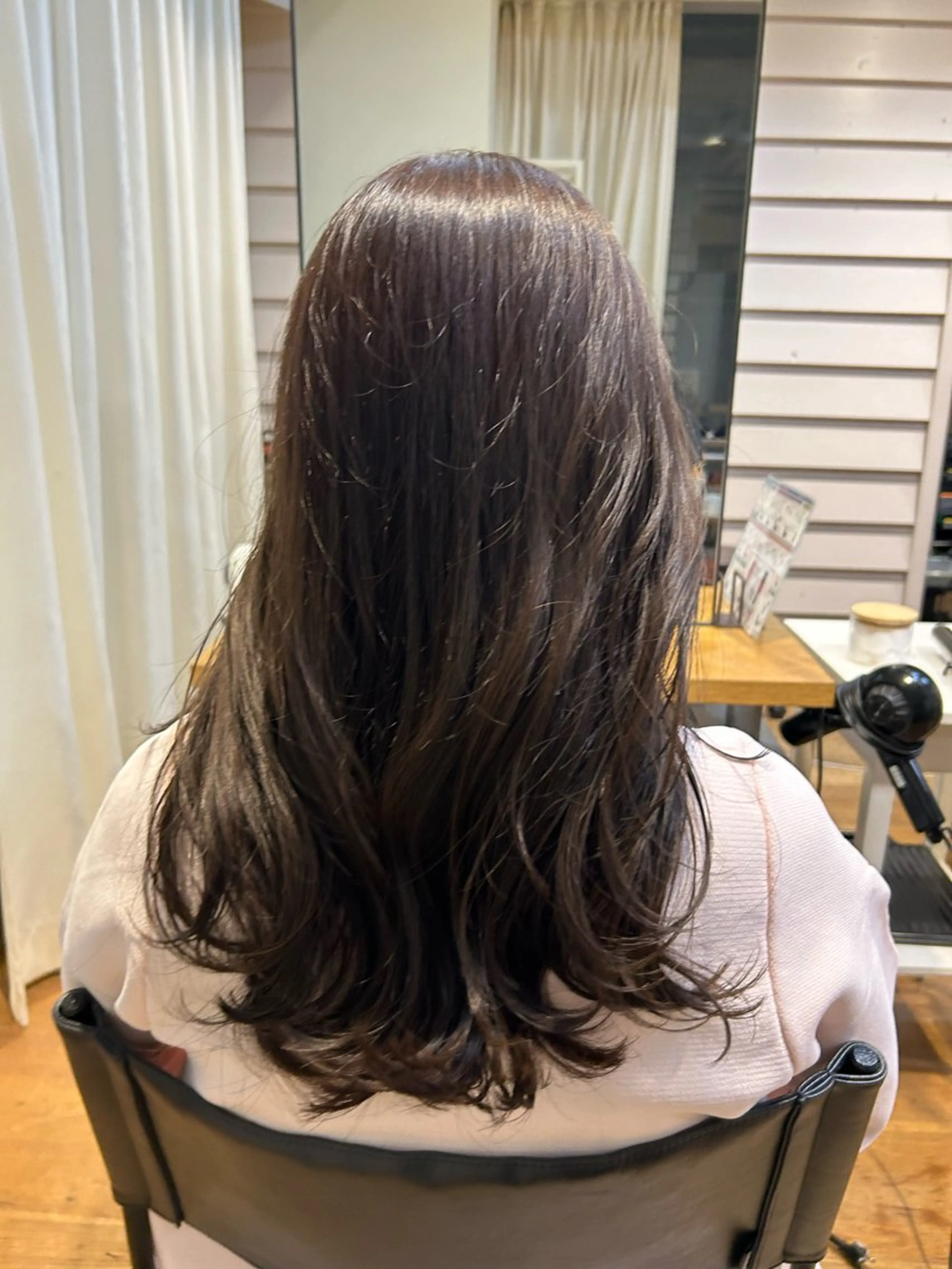 ミディアム カラー ブラウンカラー 、 、のヘアスタイル