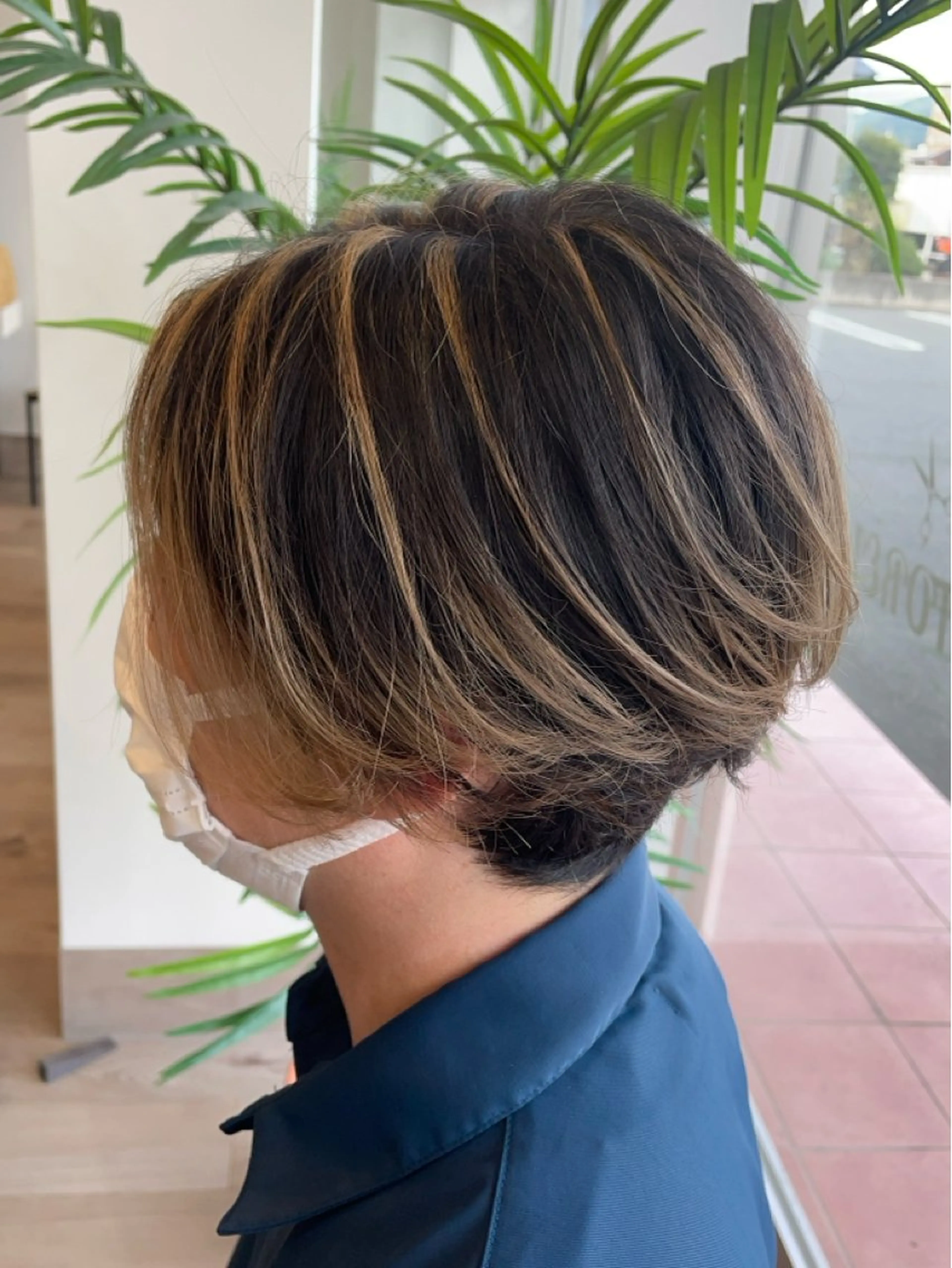カラー アトレル Ihoのヘアスタイル