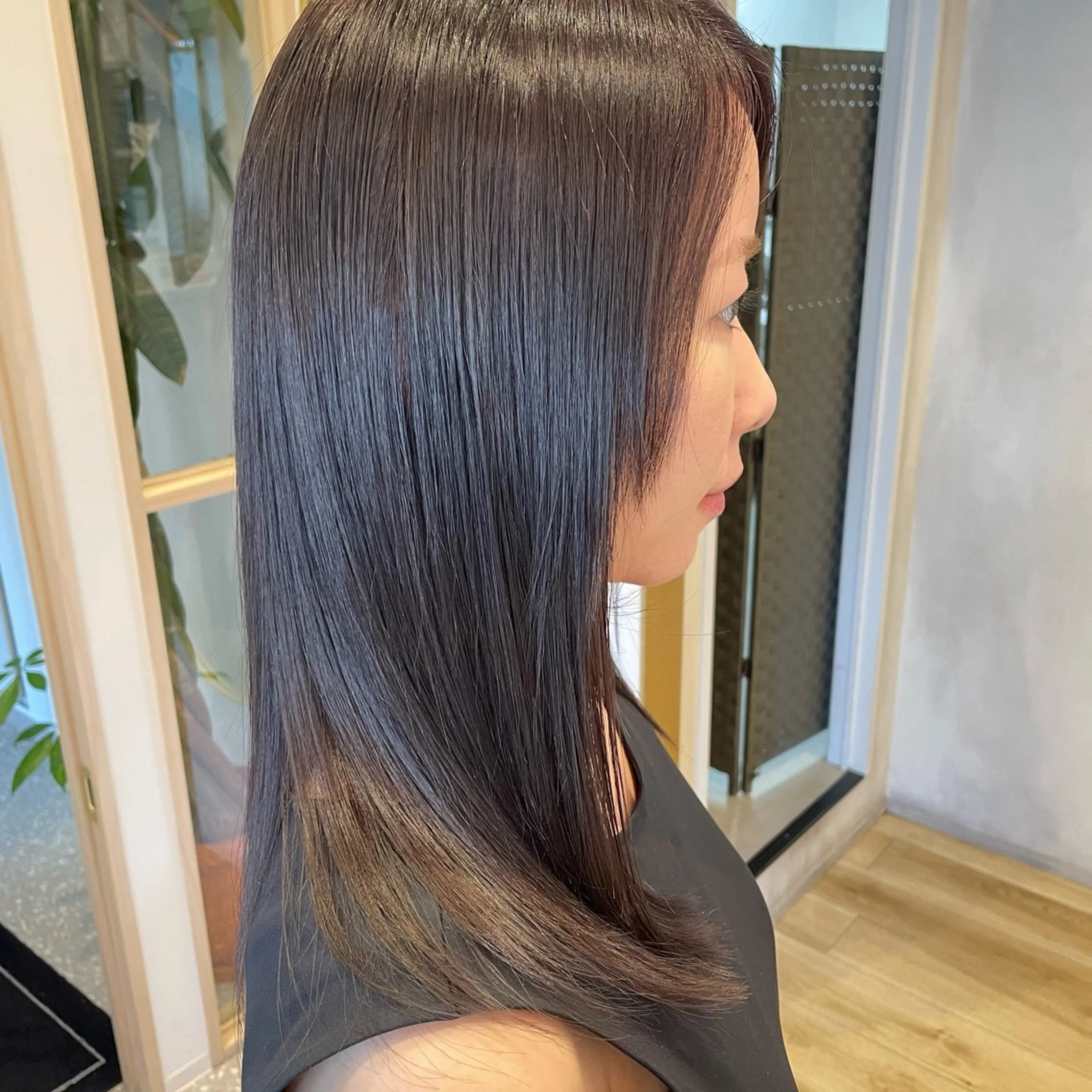 ロング Eleanor梅田店 REMIのヘアスタイル