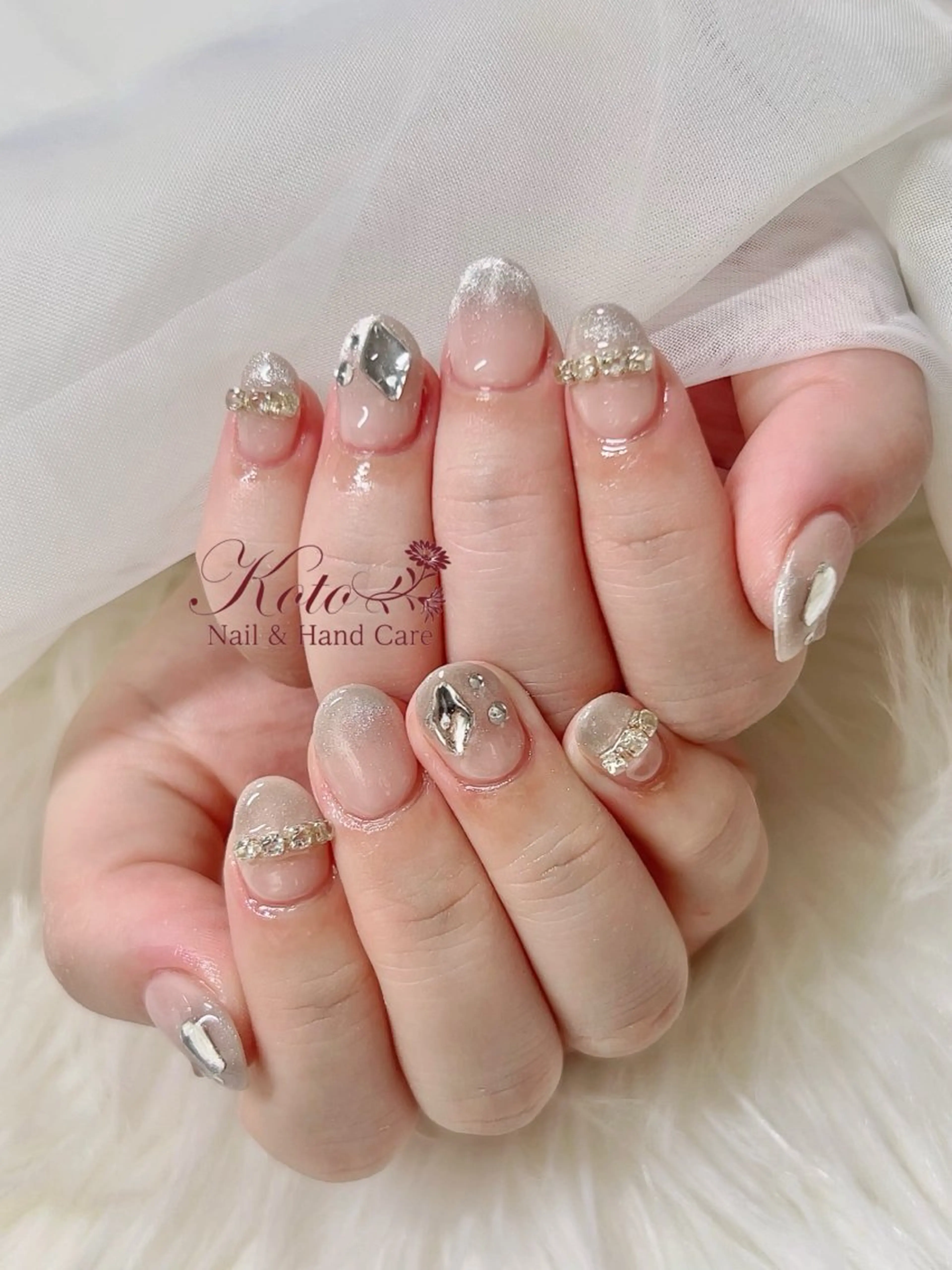 ネイル 長さ出し ジェルネイル 持ち込み ニュアンスネイル 赤色 ハンドネイル Nail Salon KOTOのネイルデザイン