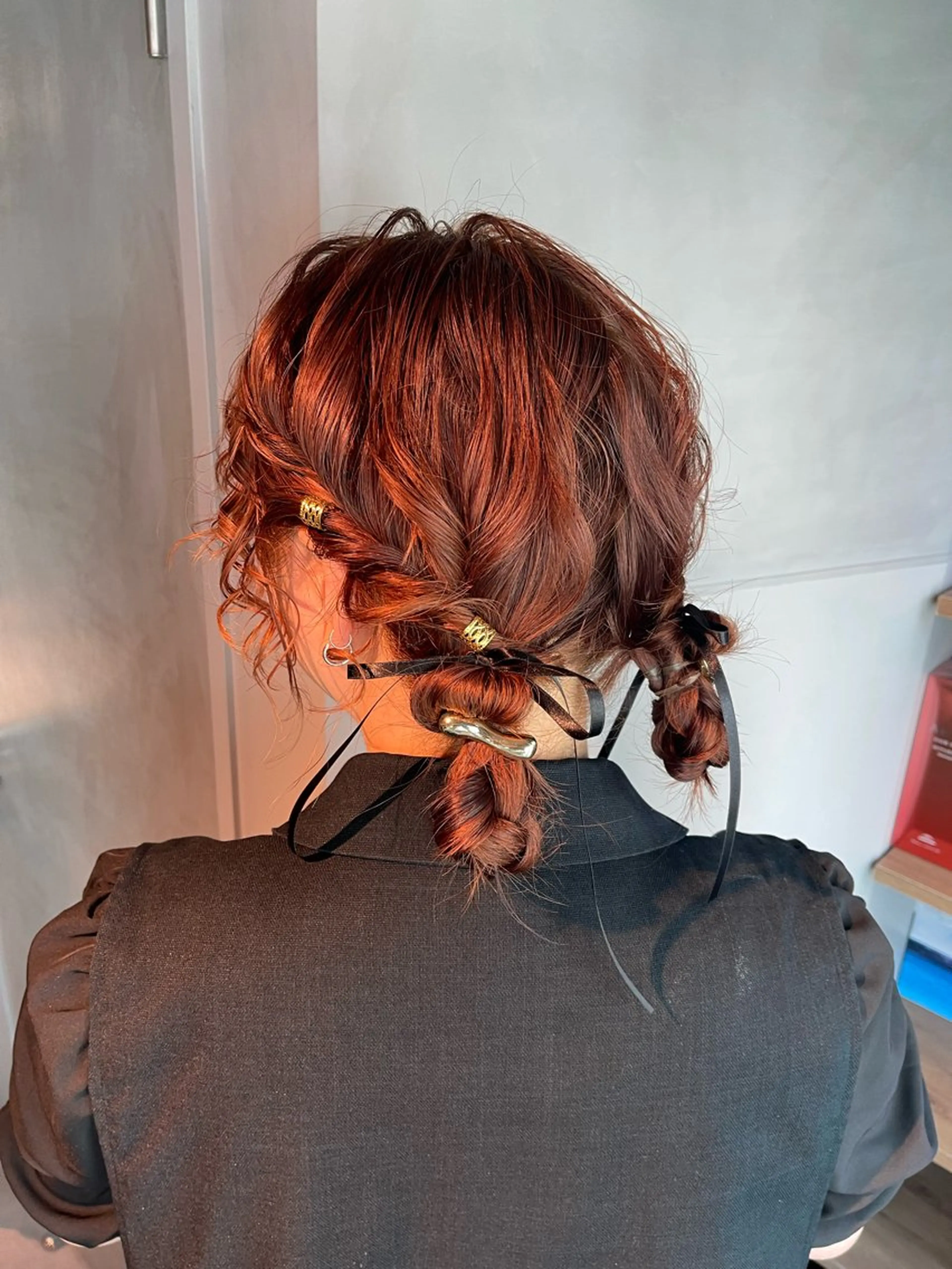 ヘアアレンジ ポニーテール 結婚式・ブライダル 卒業式のヘアスタイル ヘアセット charm《銀座》 ヘアセット/縮毛矯正のヘアスタイル