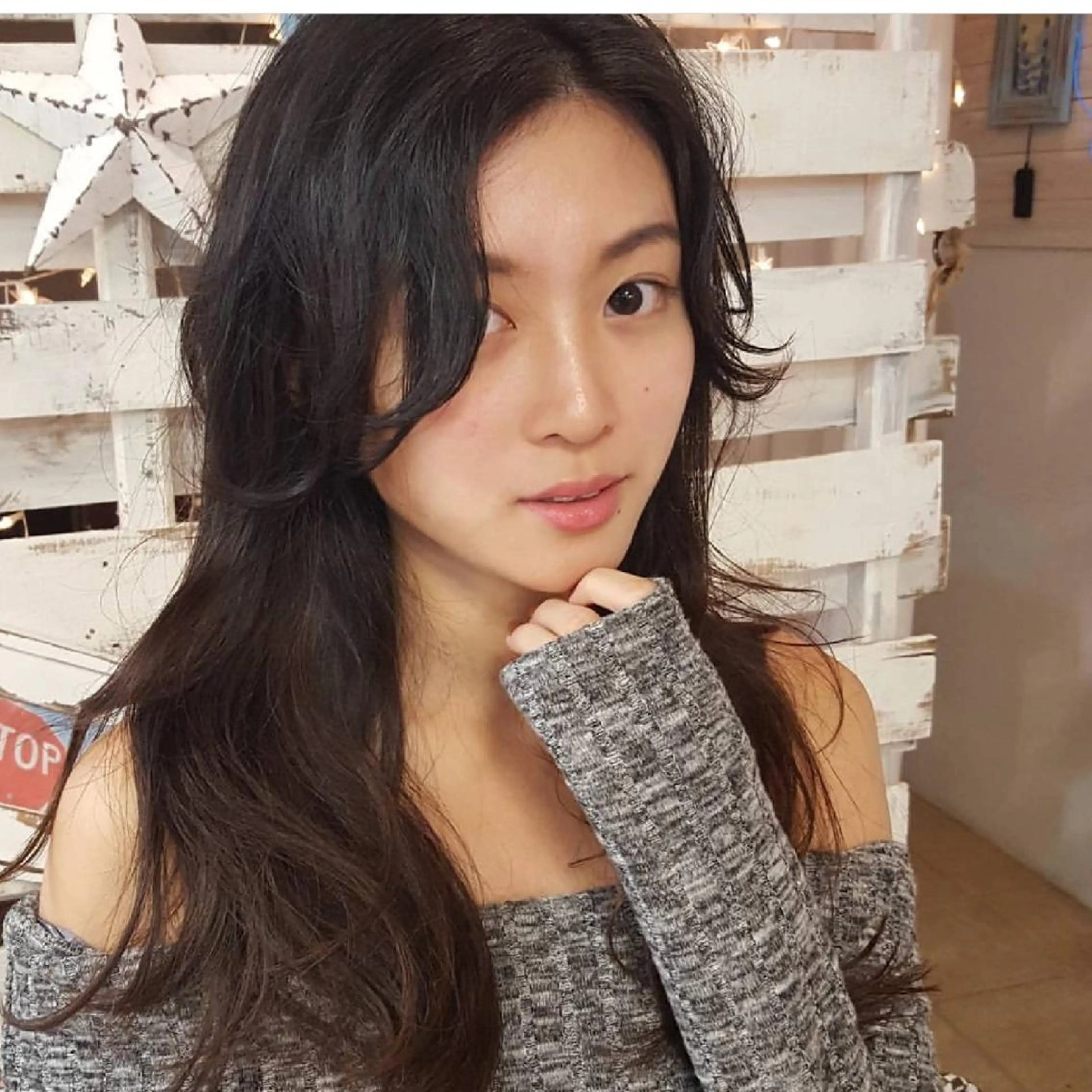 セミロング トリートメント ヘッドスパ フリーランス所属・韓国ヘア レイヤー くびれヘアMATSUのヘアスタイル